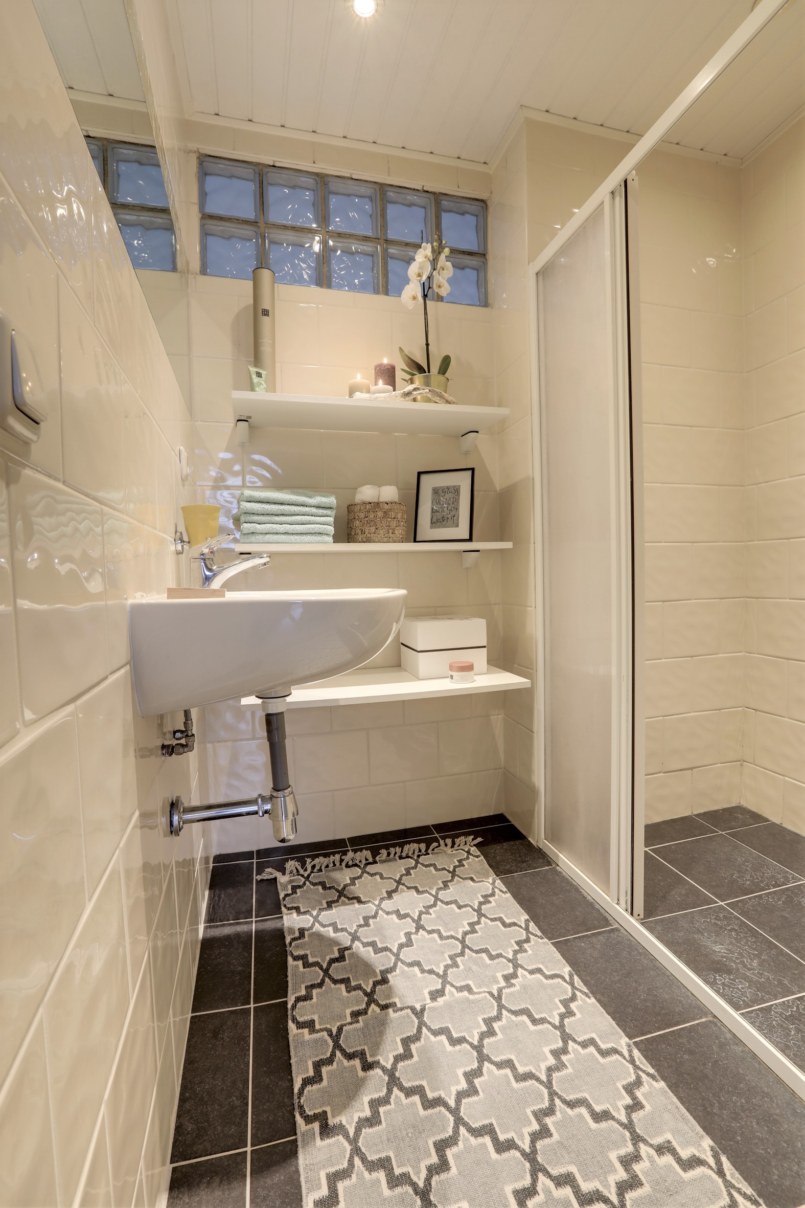 1 Bedroom Bedrooms, ,1 BathroomBathrooms,Appartement,Te Koop,1487