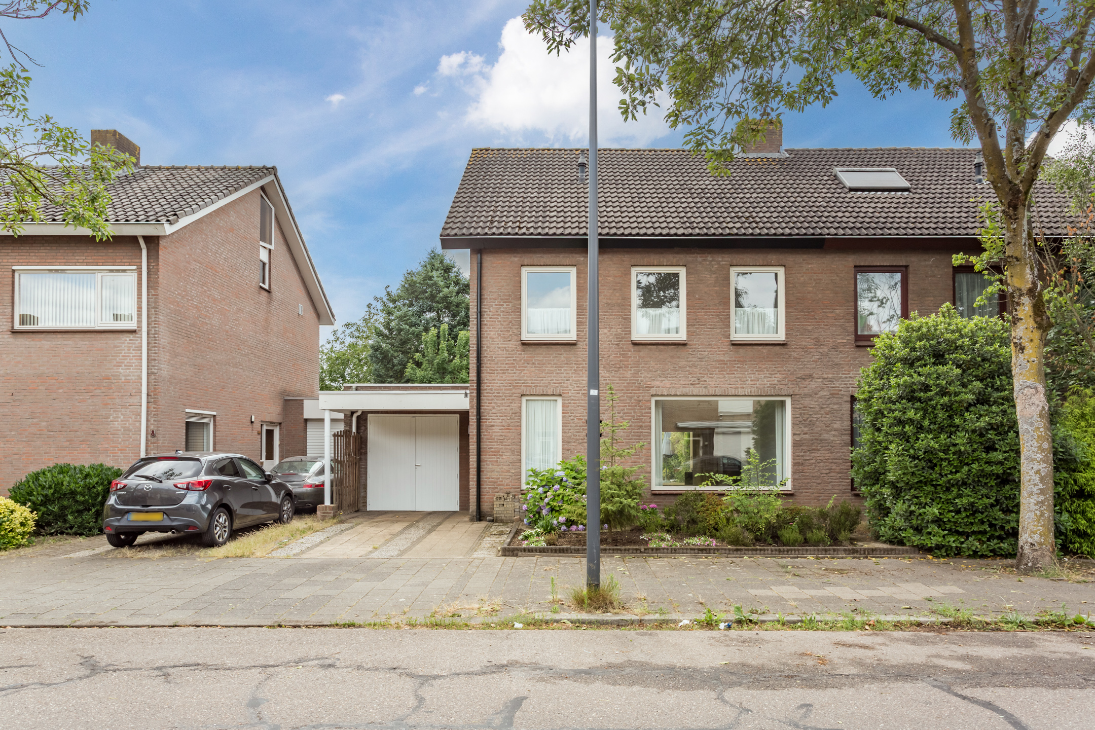 6 Rooms Rooms,1 BathroomBathrooms,Woonhuis,Te Koop,1492