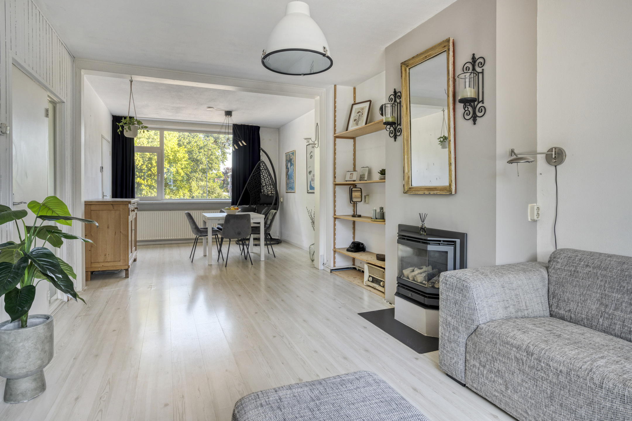 2 Bedrooms Bedrooms, ,1 BathroomBathrooms,Appartement,Te Koop,1493