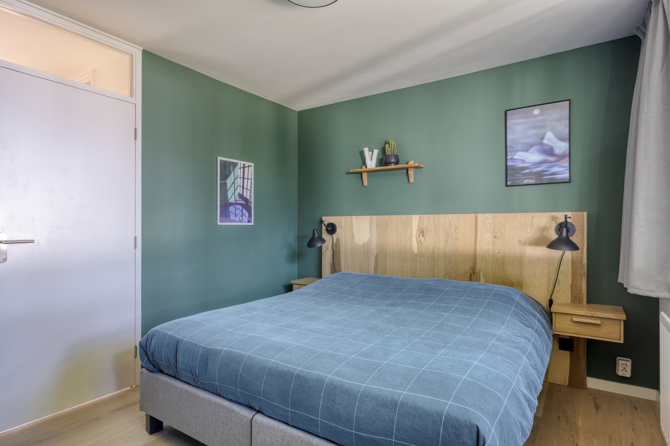 4 Bedrooms Bedrooms, ,1 BathroomBathrooms,Appartement,Te Koop,1495