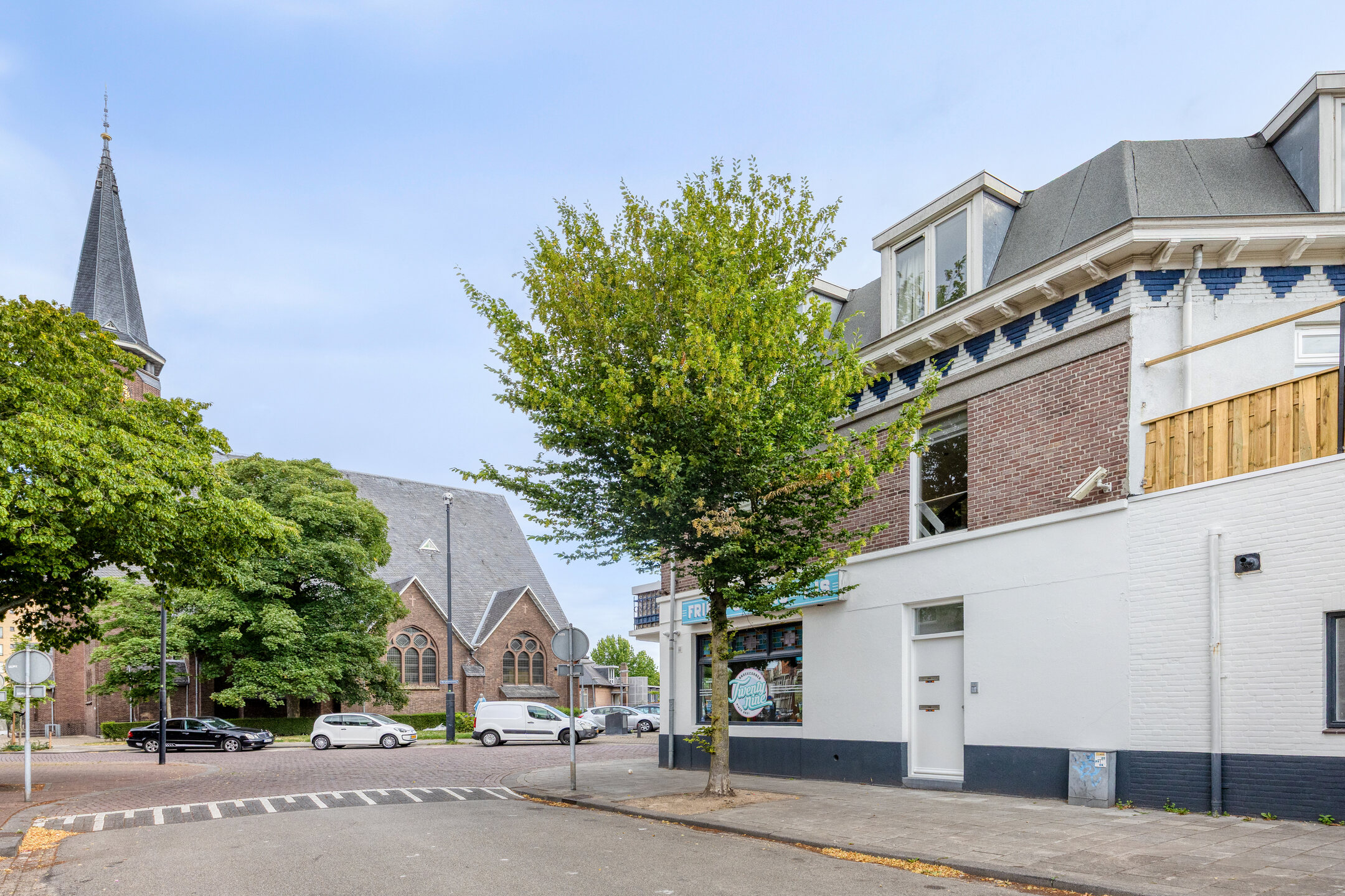 2 Bedrooms Bedrooms, ,1 BathroomBathrooms,Appartement,Te Koop,1500