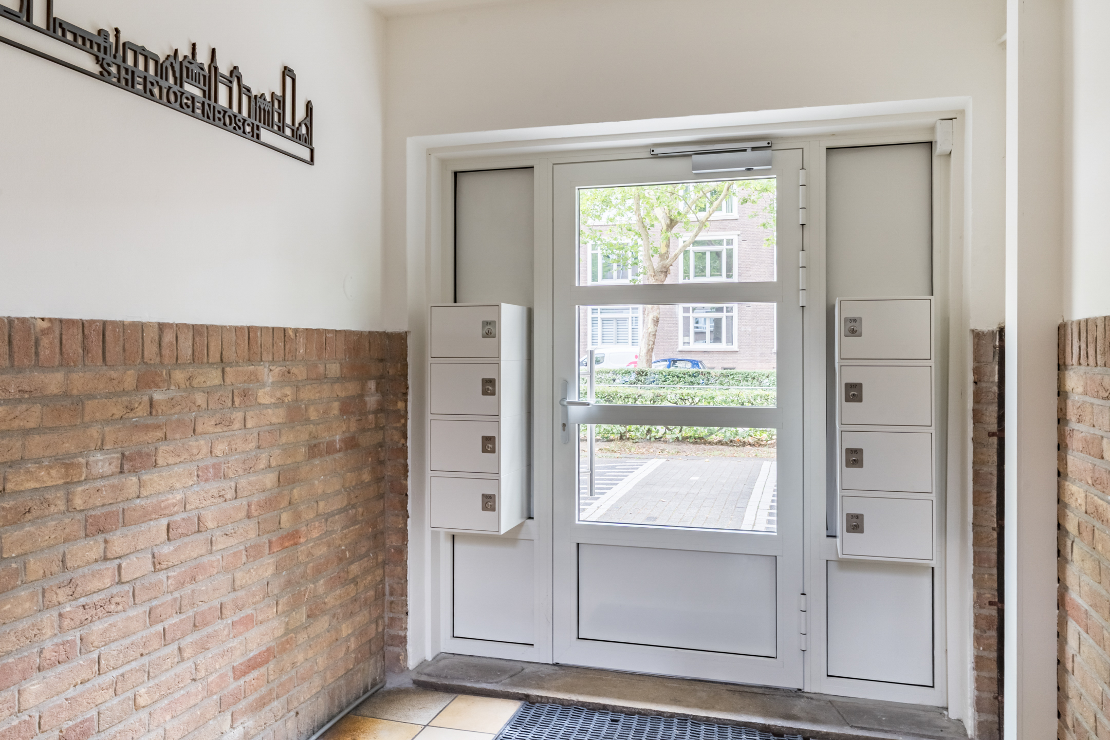 2 Bedrooms Bedrooms, ,1 BathroomBathrooms,Appartement,Te Koop,1501
