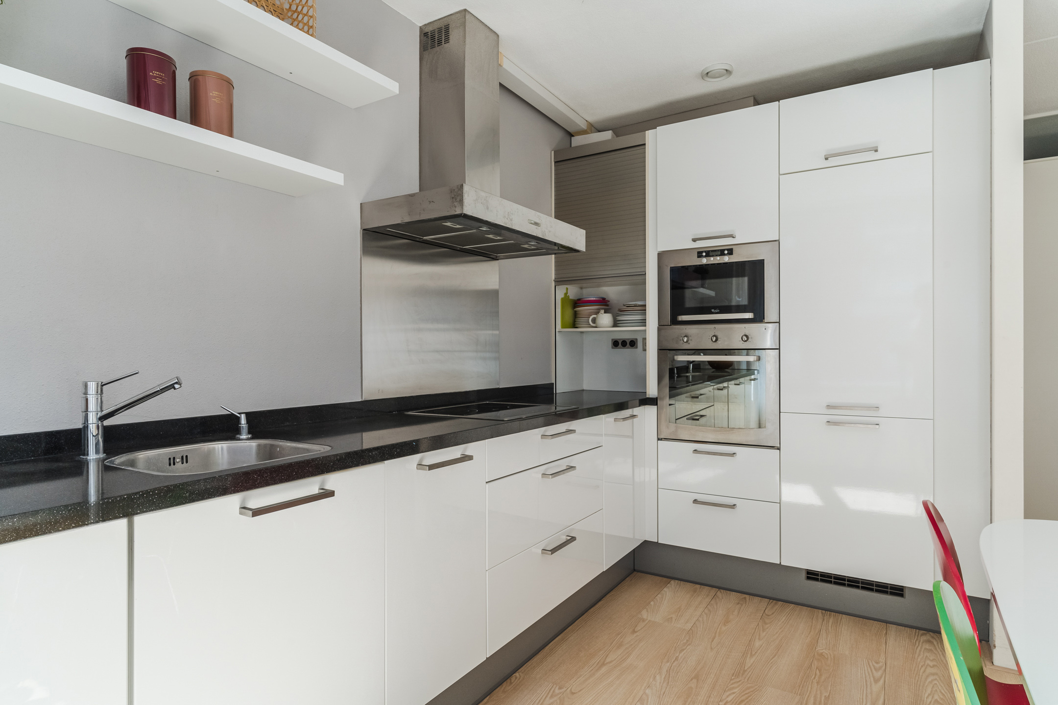 2 Bedrooms Bedrooms, ,1 BathroomBathrooms,Appartement,Te Koop,1502