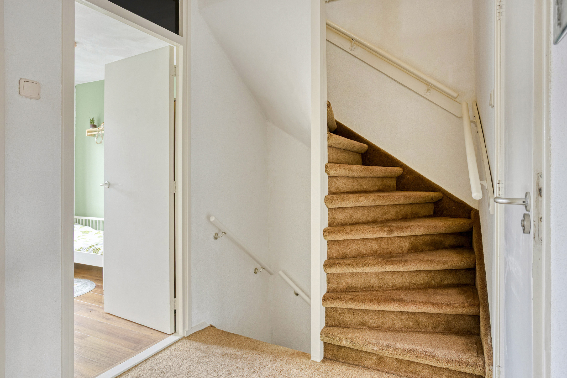 5 Rooms Rooms,4 BathroomsBathrooms,Woonhuis,Te Koop,1506