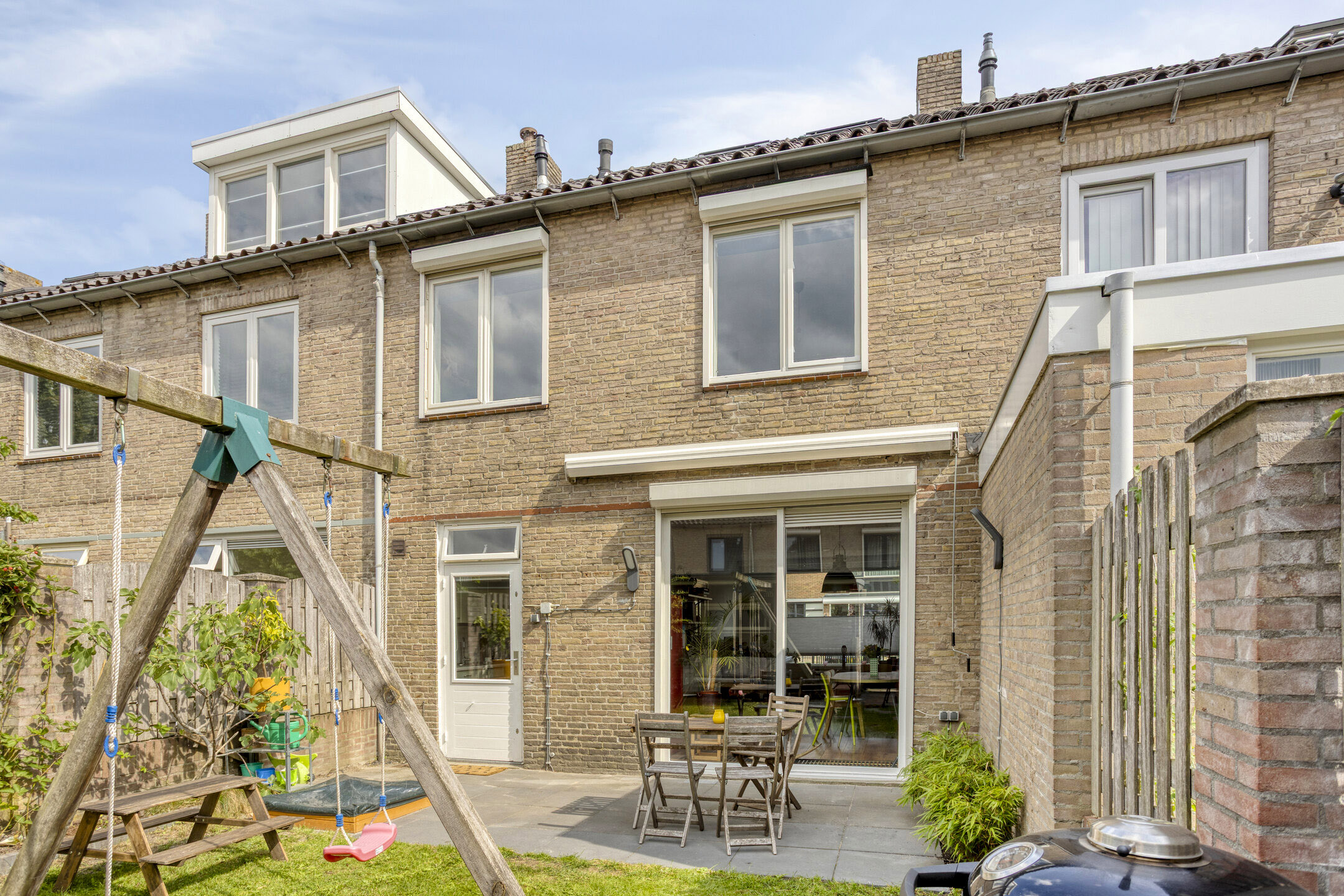 5 Rooms Rooms,4 BathroomsBathrooms,Woonhuis,Te Koop,1506