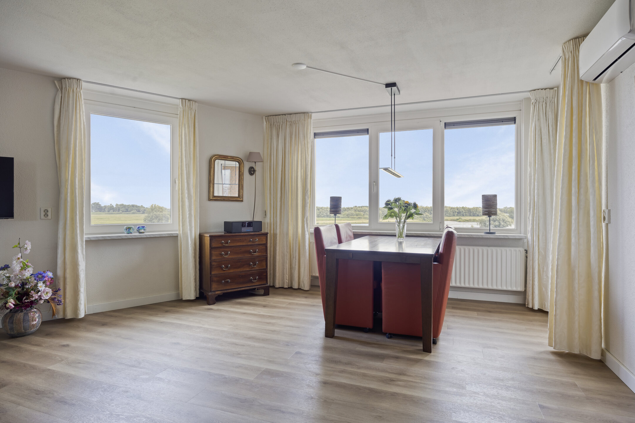 2 Bedrooms Bedrooms, ,1 BathroomBathrooms,Appartement,Te Koop,1510