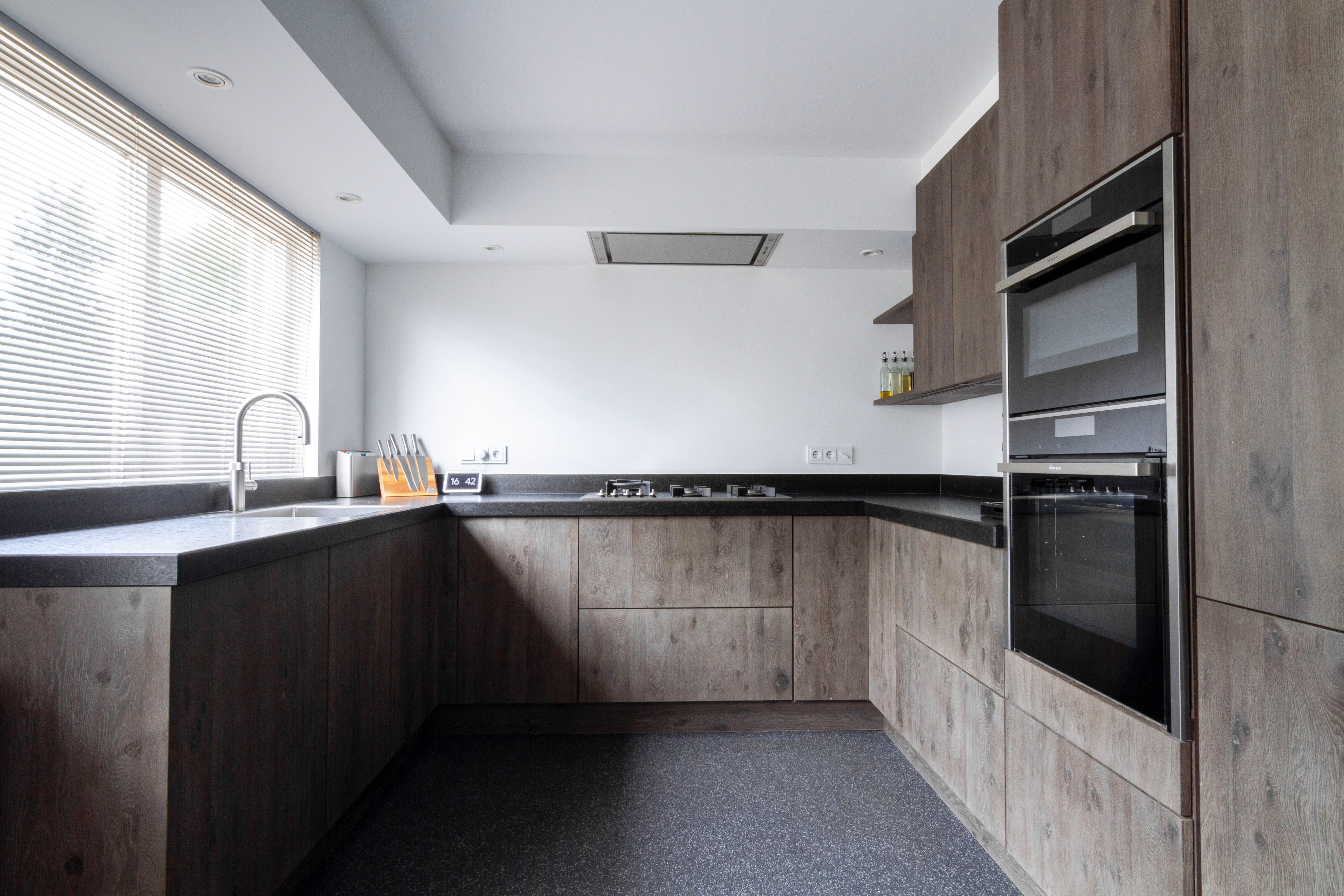 5 Rooms Rooms,1 BathroomBathrooms,Woonhuis,Te Koop,1512