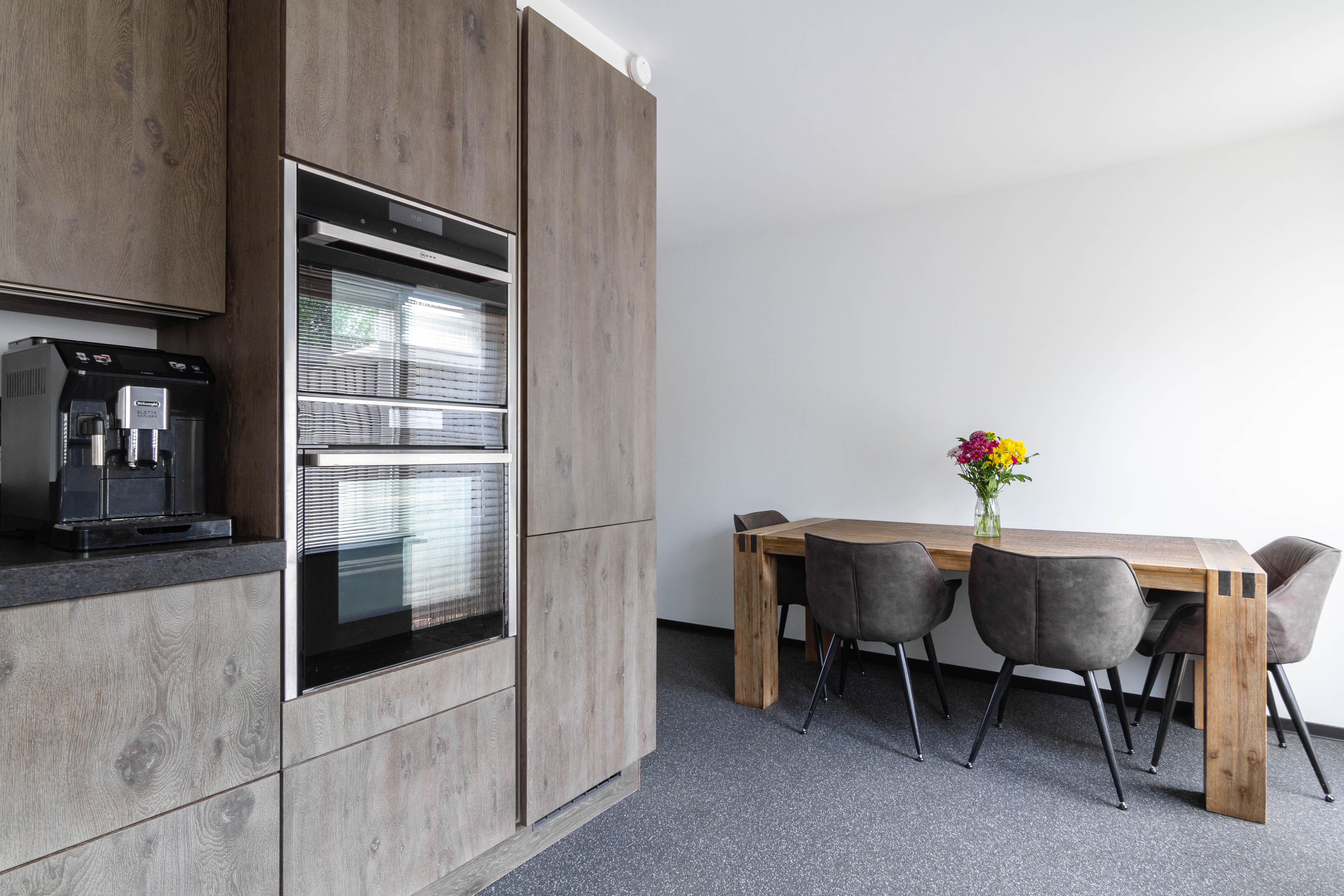 5 Rooms Rooms,1 BathroomBathrooms,Woonhuis,Te Koop,1512