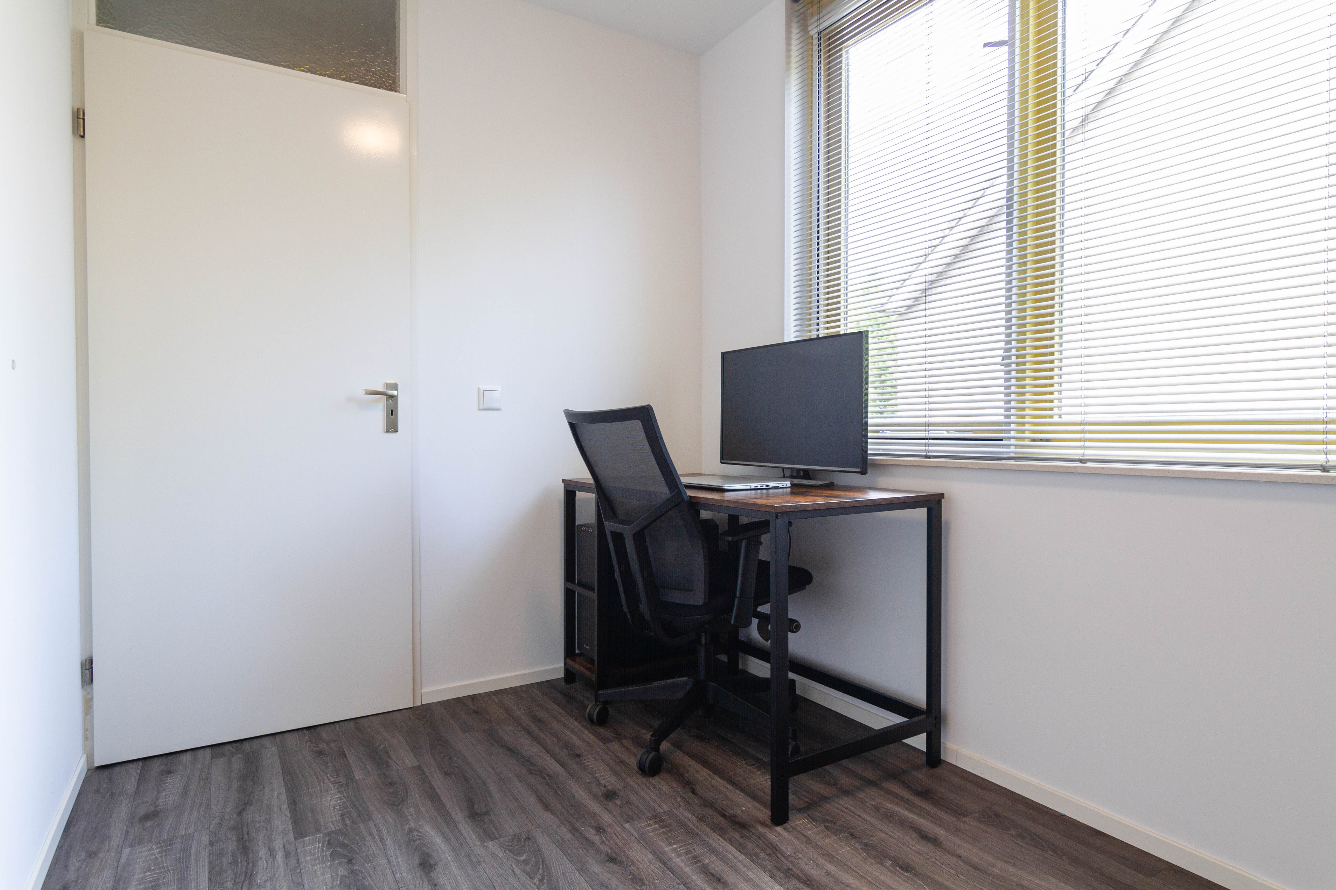 5 Rooms Rooms,1 BathroomBathrooms,Woonhuis,Te Koop,1512
