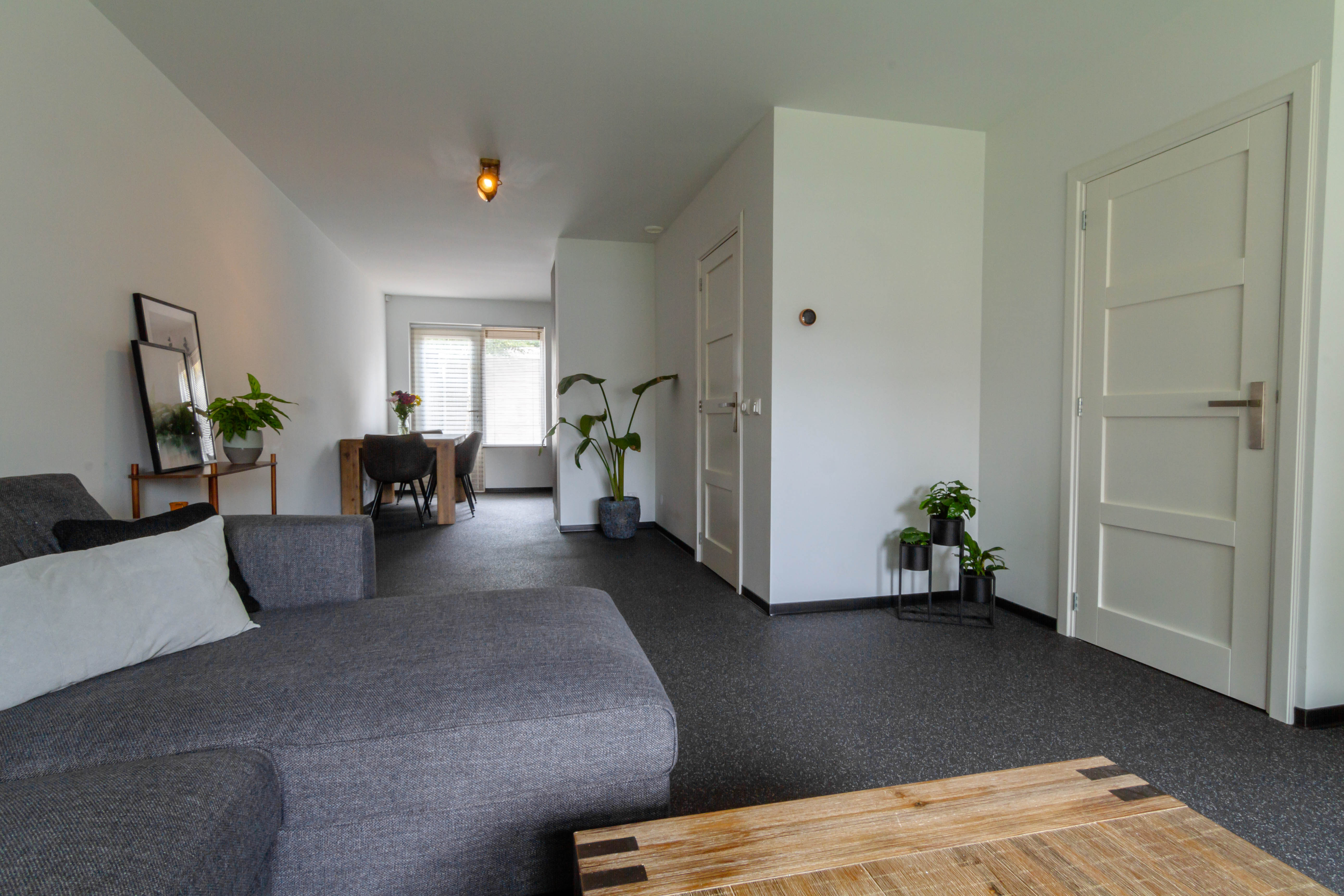5 Rooms Rooms,1 BathroomBathrooms,Woonhuis,Te Koop,1512