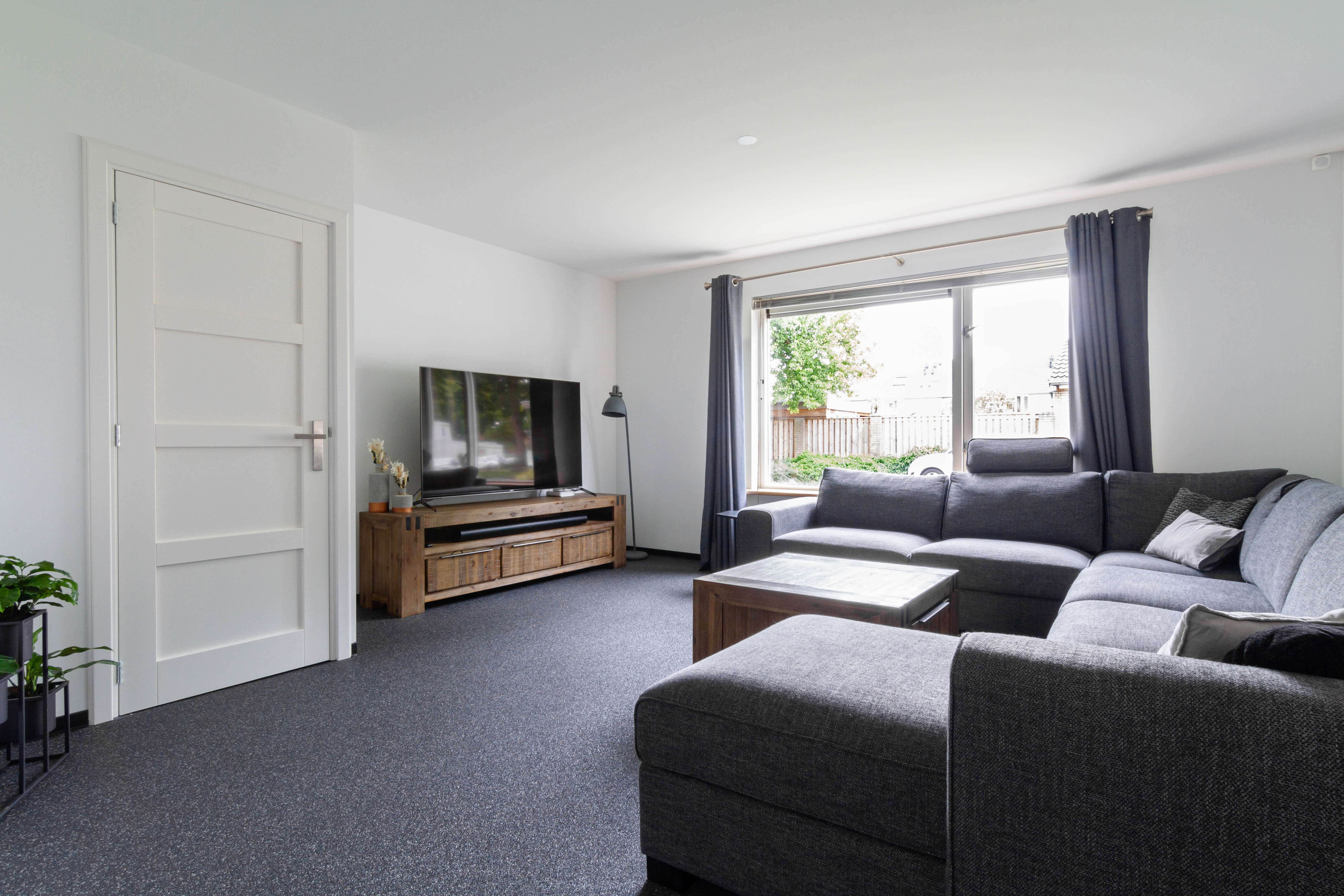 5 Rooms Rooms,1 BathroomBathrooms,Woonhuis,Te Koop,1512