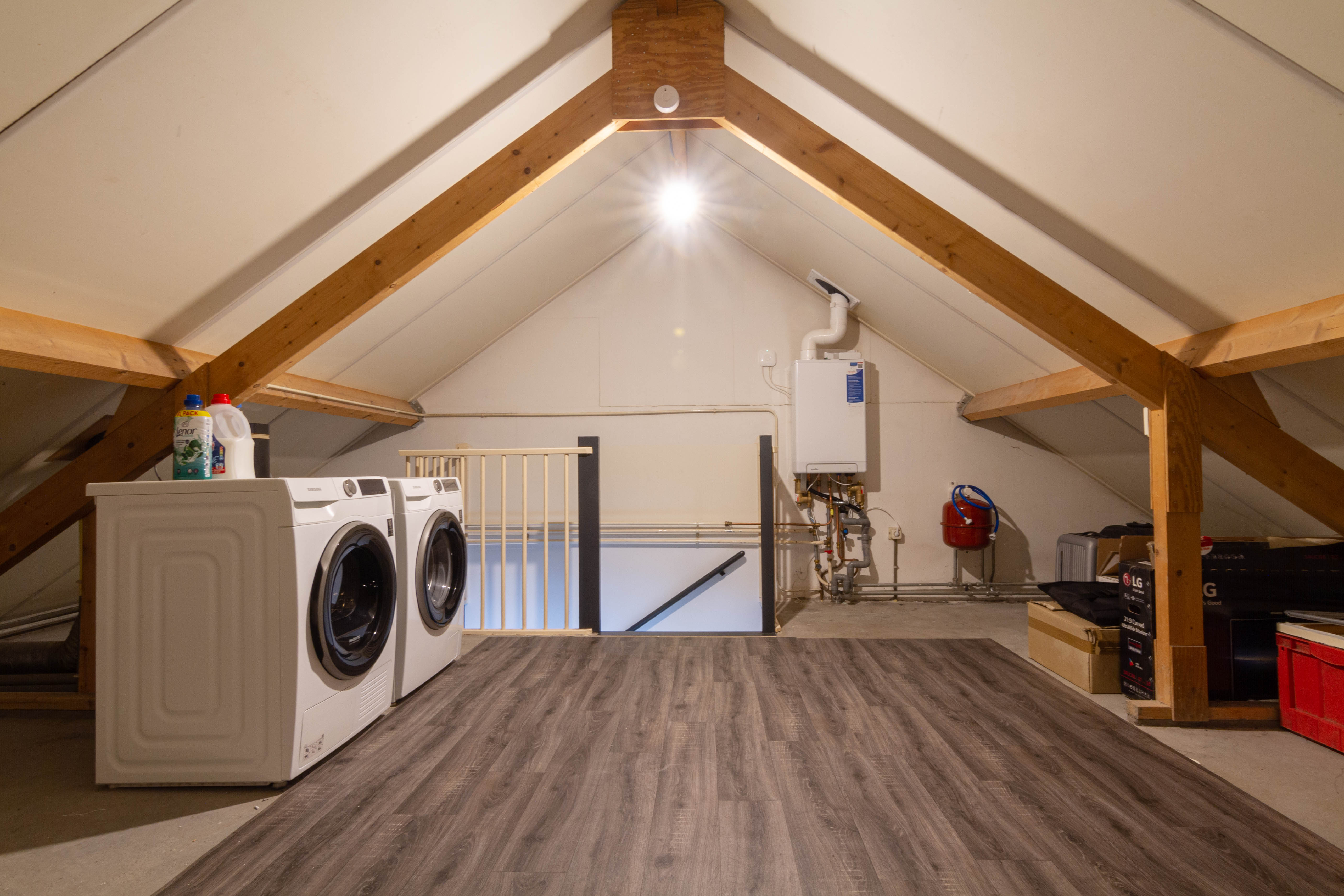 5 Rooms Rooms,1 BathroomBathrooms,Woonhuis,Te Koop,1512