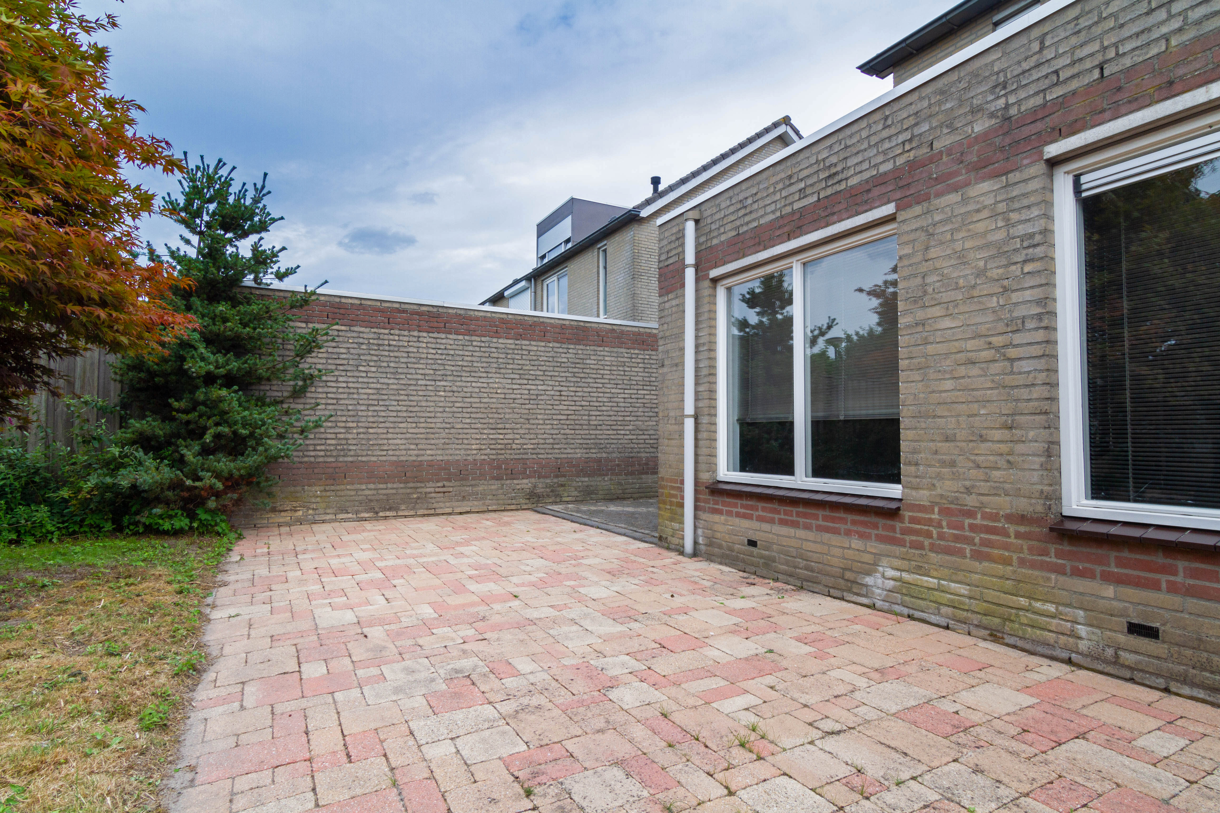 5 Rooms Rooms,1 BathroomBathrooms,Woonhuis,Te Koop,1512