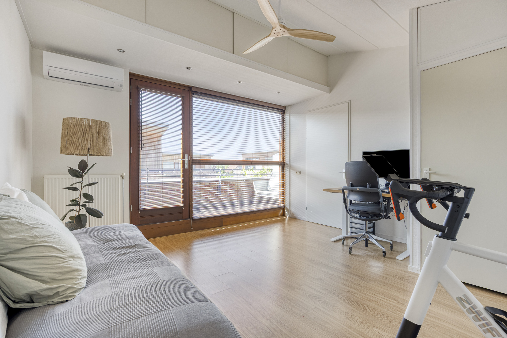 3 Rooms Rooms,1 BathroomBathrooms,Woonhuis,Te Koop,1515