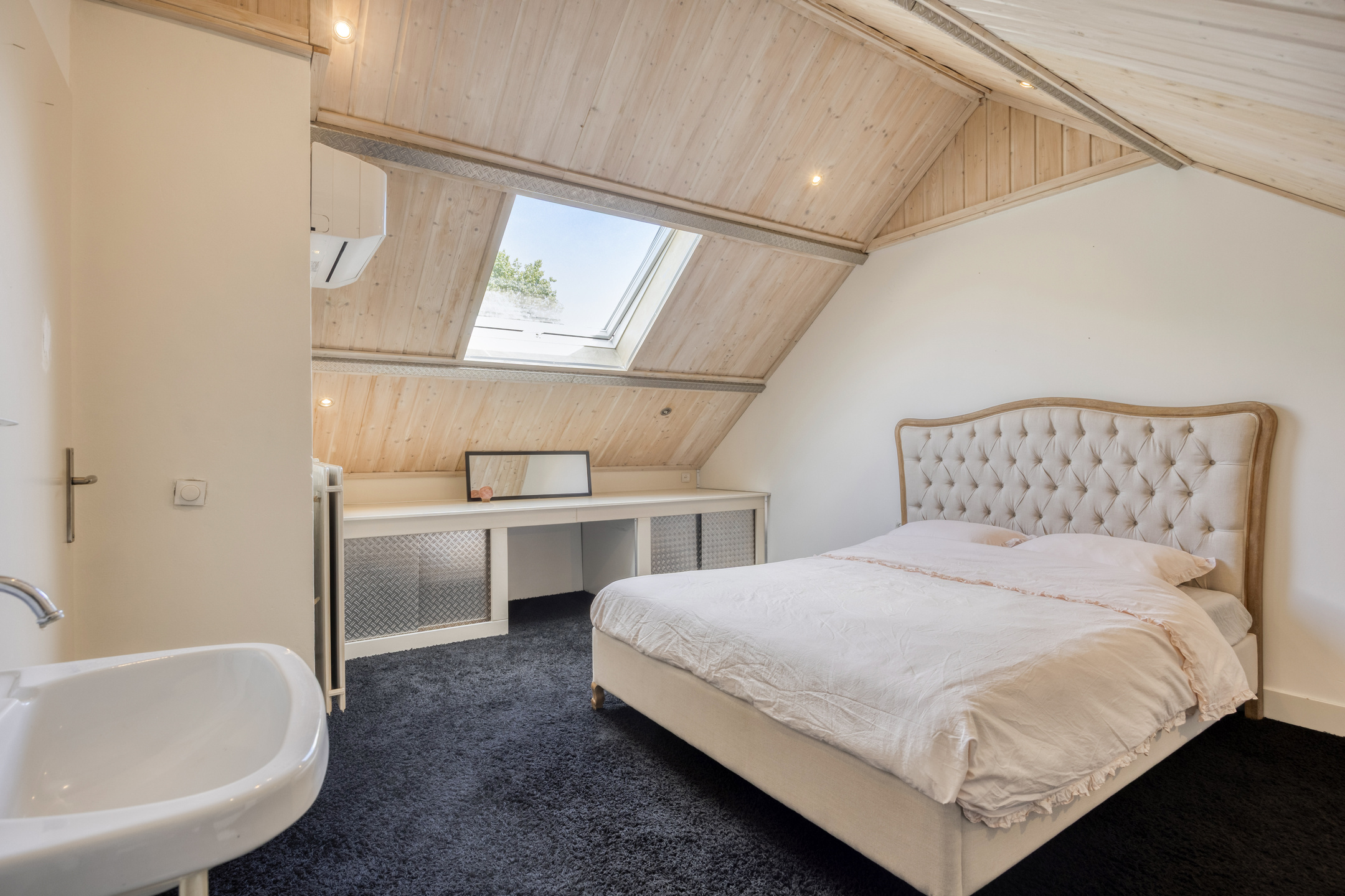 6 Rooms Rooms,1 BathroomBathrooms,Woonhuis,Te Koop,1516