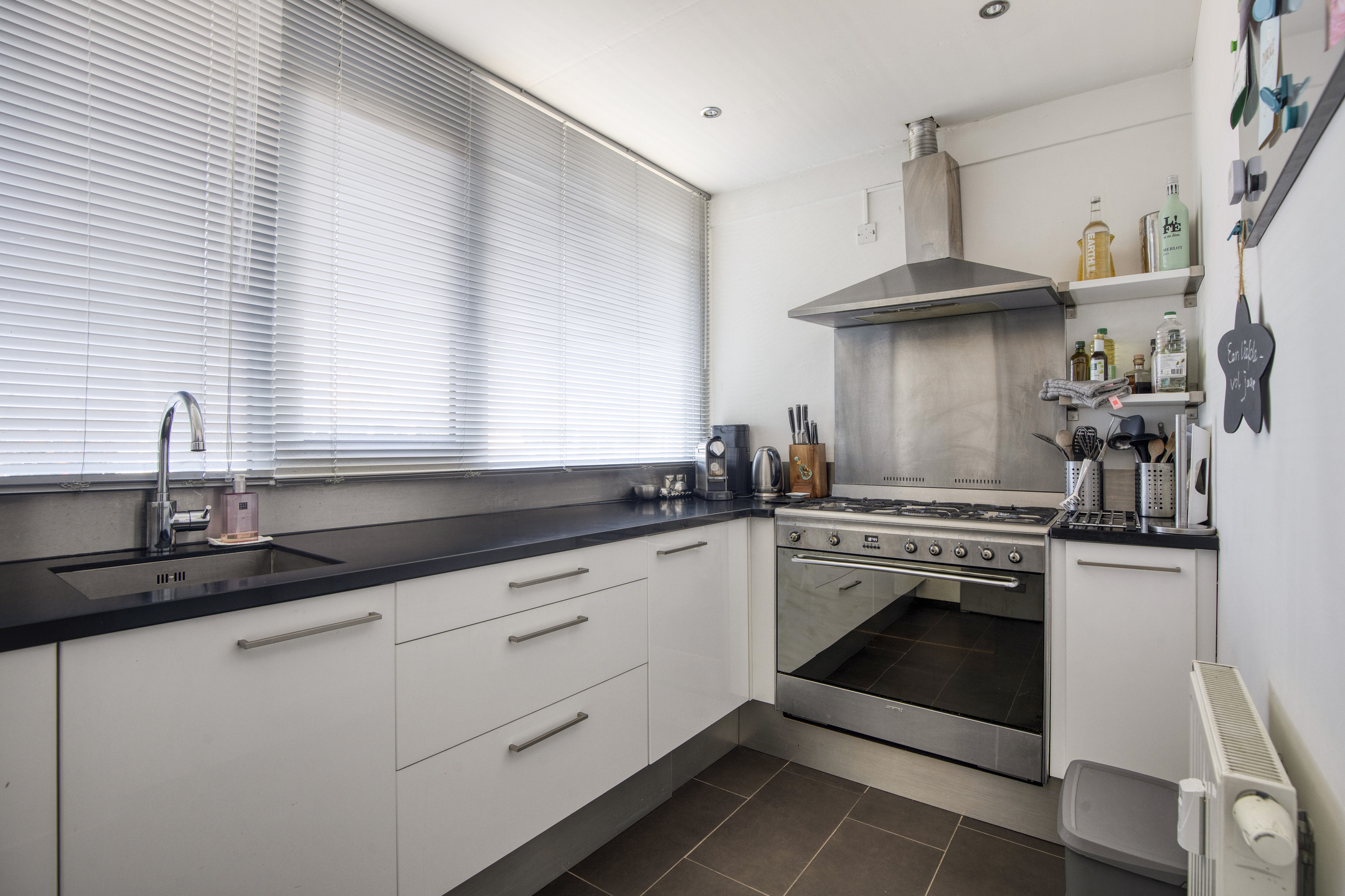 2 Bedrooms Bedrooms, ,1 BathroomBathrooms,Appartement,Te Koop,1518