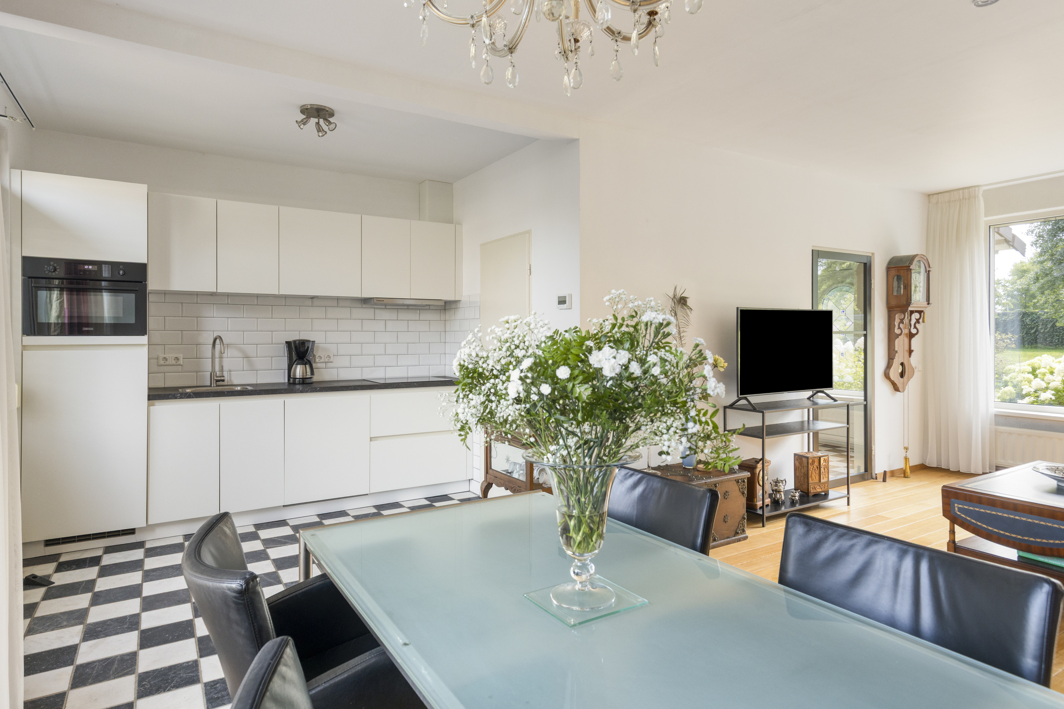 5 Rooms Rooms,1 BathroomBathrooms,Woonhuis,Te Koop,1519