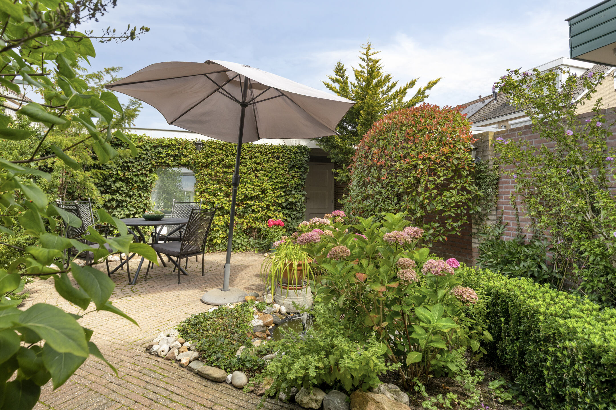 5 Rooms Rooms,1 BathroomBathrooms,Woonhuis,Te Koop,1519