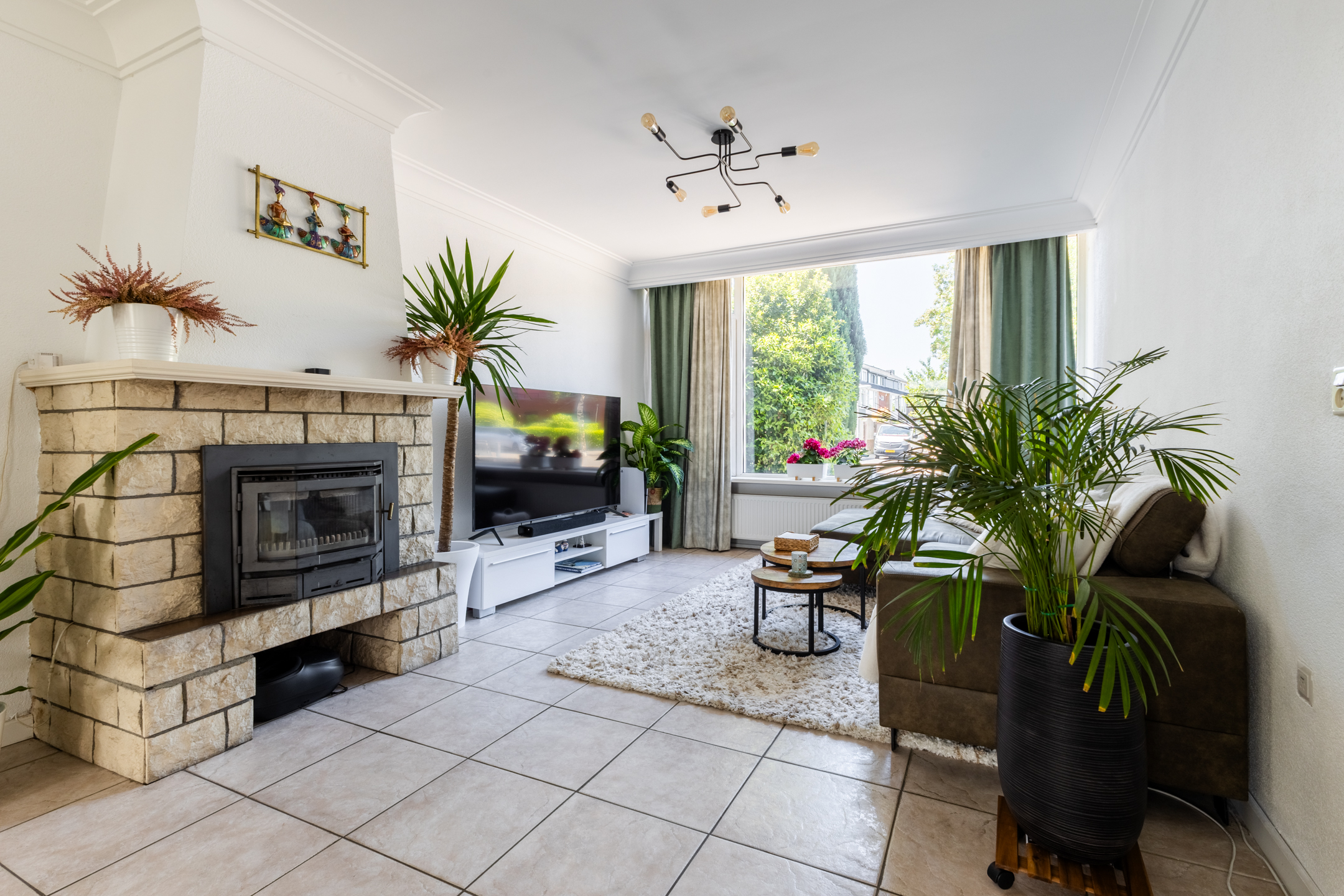5 Rooms Rooms,1 BathroomBathrooms,Woonhuis,Te Koop,1520