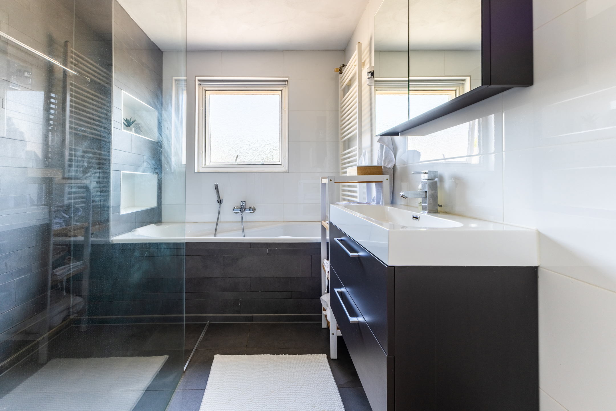5 Rooms Rooms,1 BathroomBathrooms,Woonhuis,Te Koop,1520