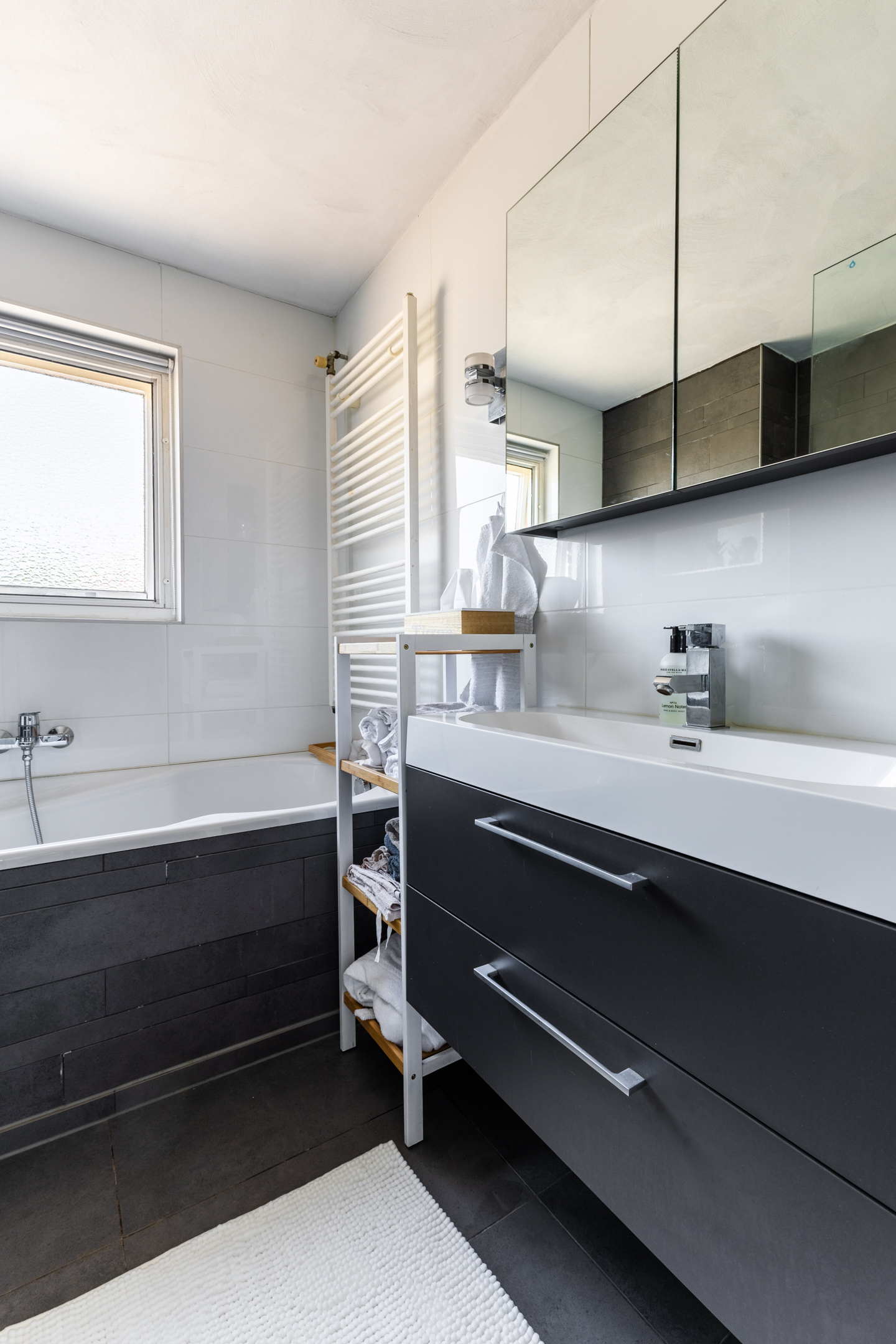 5 Rooms Rooms,1 BathroomBathrooms,Woonhuis,Te Koop,1520