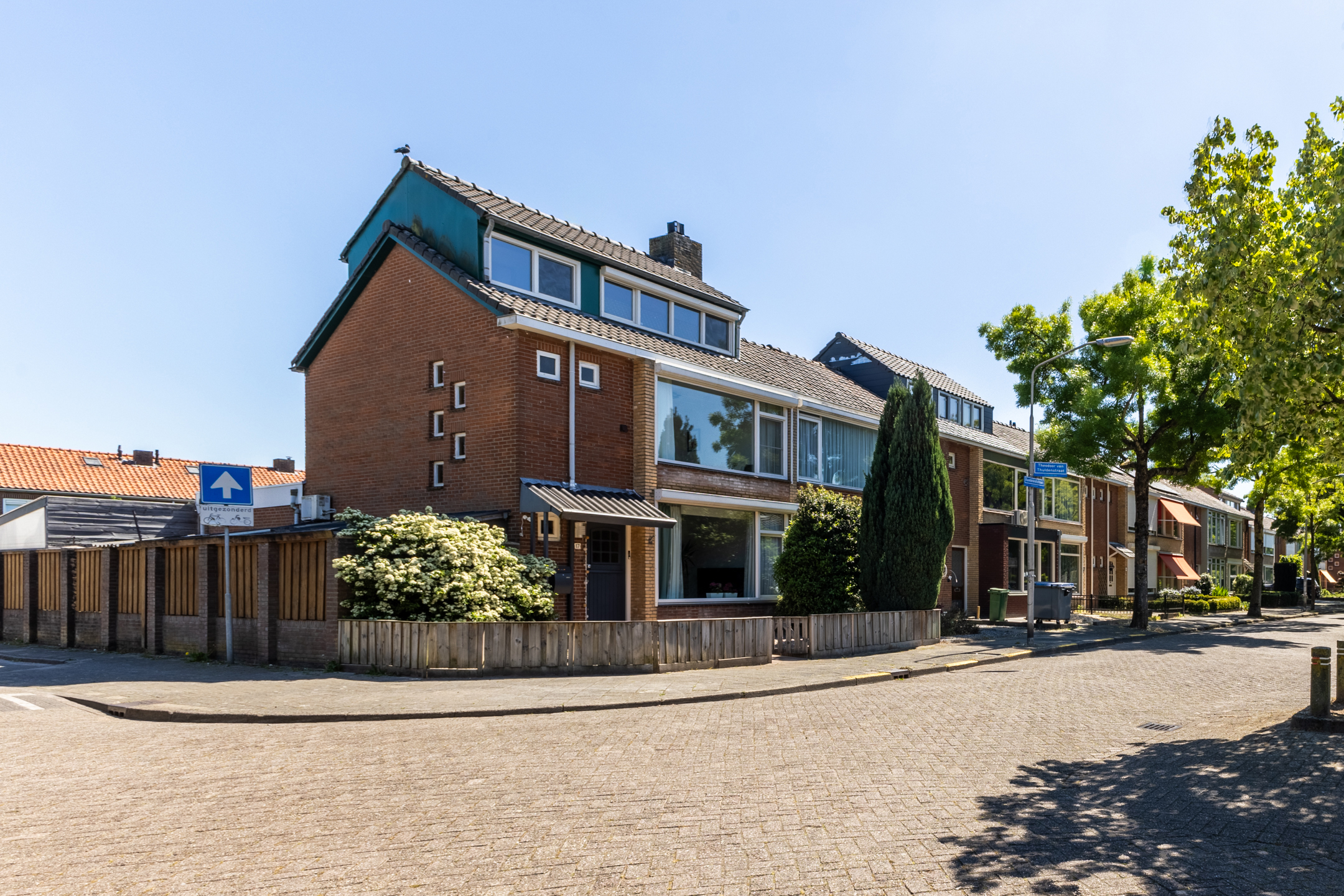5 Rooms Rooms,1 BathroomBathrooms,Woonhuis,Te Koop,1520