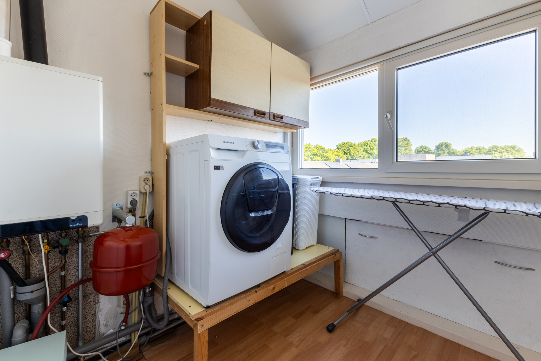 5 Rooms Rooms,1 BathroomBathrooms,Woonhuis,Te Koop,1520