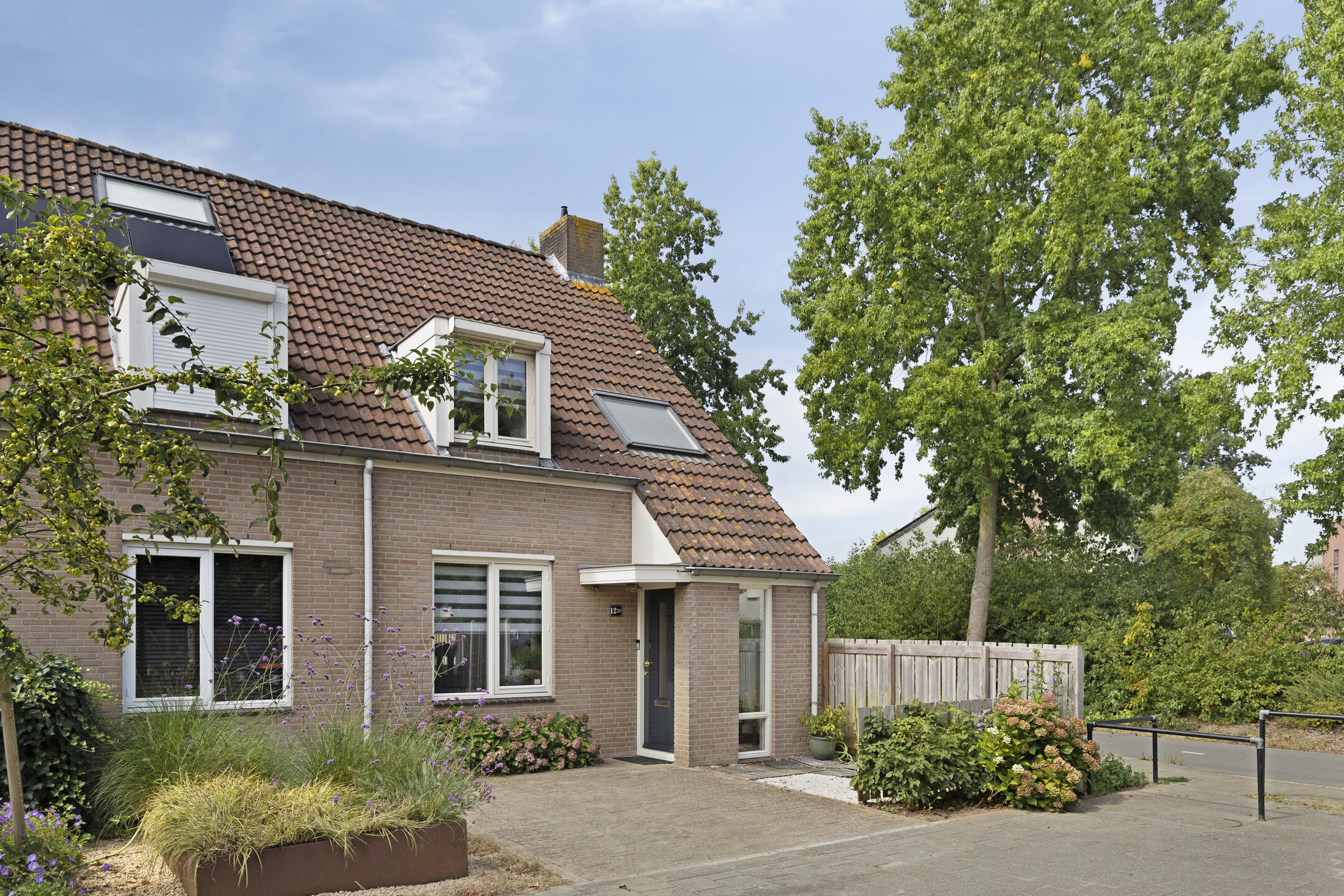 5 Rooms Rooms,1 BathroomBathrooms,Woonhuis,Te Koop,1525