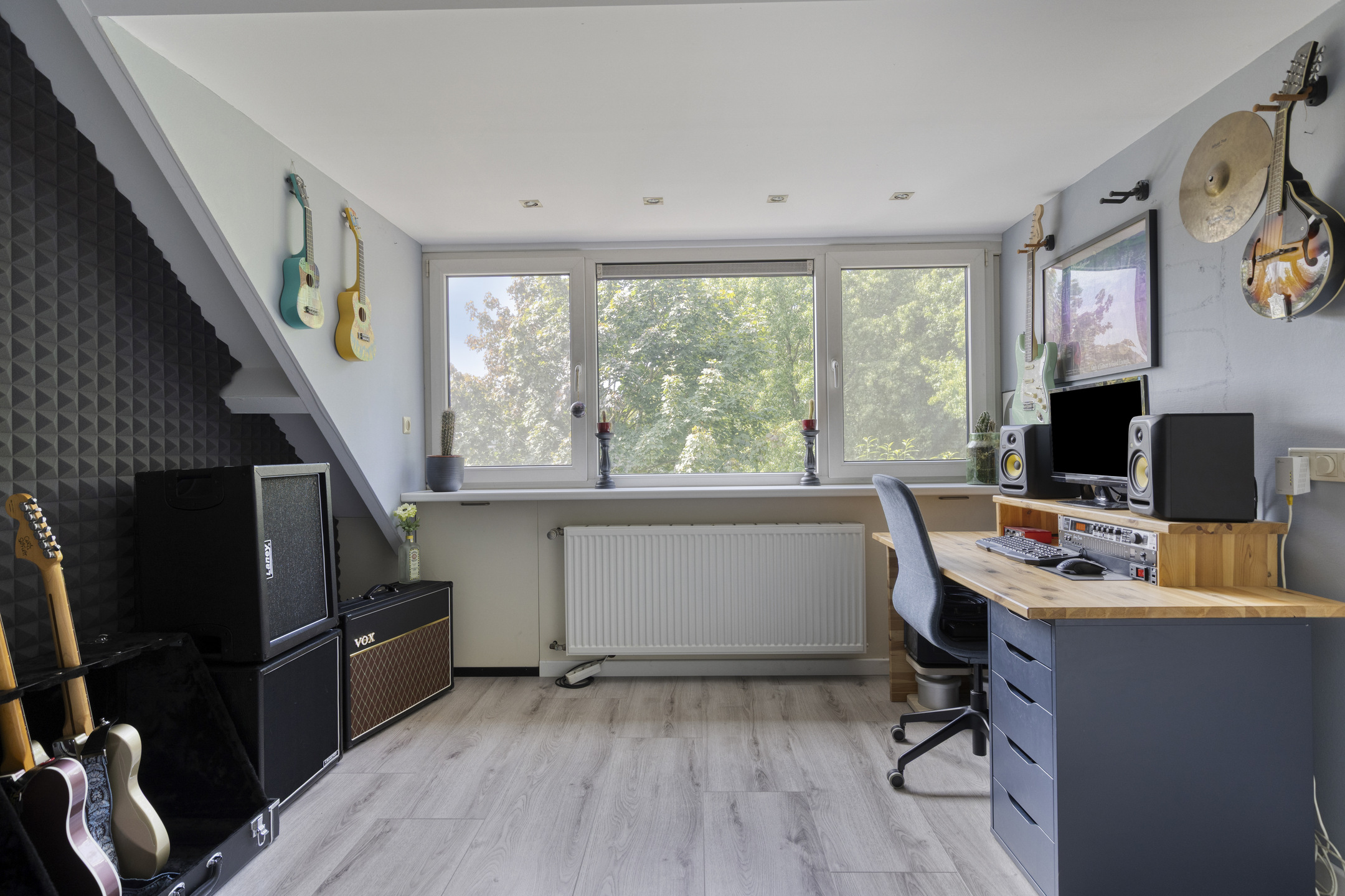 5 Rooms Rooms,1 BathroomBathrooms,Woonhuis,Te Koop,1525
