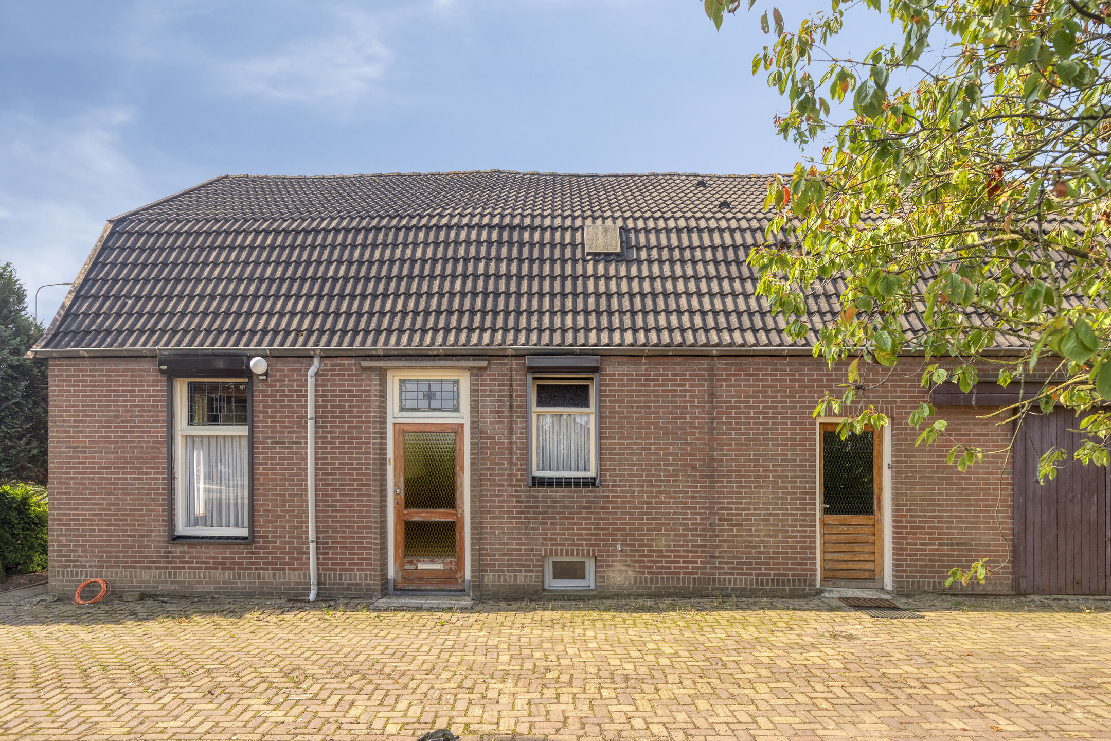 6 Rooms Rooms,1 BathroomBathrooms,Woonhuis,Te Koop,1536