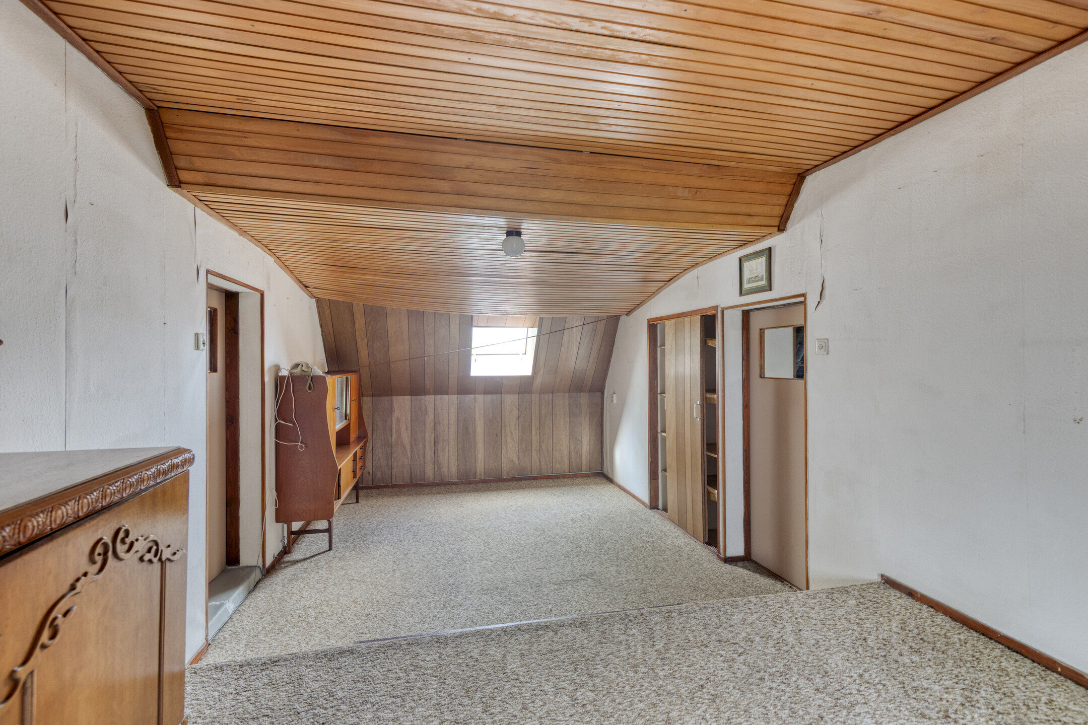 6 Rooms Rooms,1 BathroomBathrooms,Woonhuis,Te Koop,1536