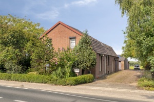6 Rooms Rooms,1 BathroomBathrooms,Woonhuis,Te Koop,1536