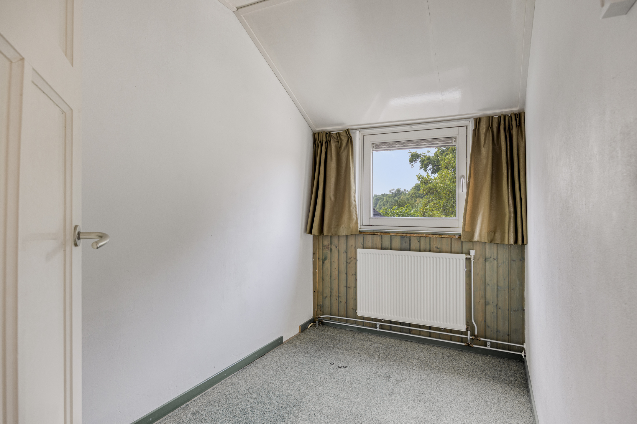 4 Rooms Rooms,1 BathroomBathrooms,Woonhuis,Te Koop,1539