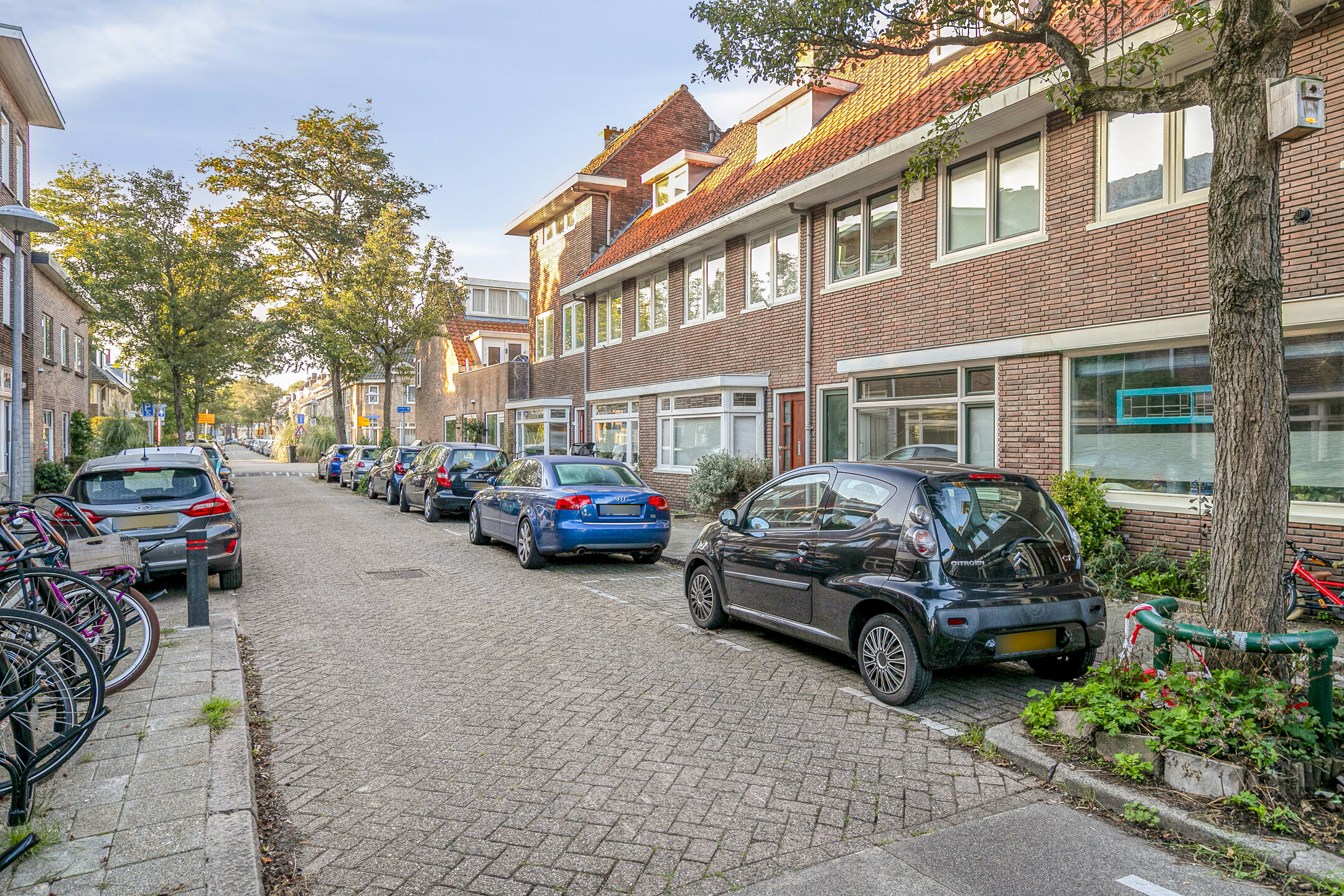 4 Rooms Rooms,1 BathroomBathrooms,Woonhuis,Te Koop,1541