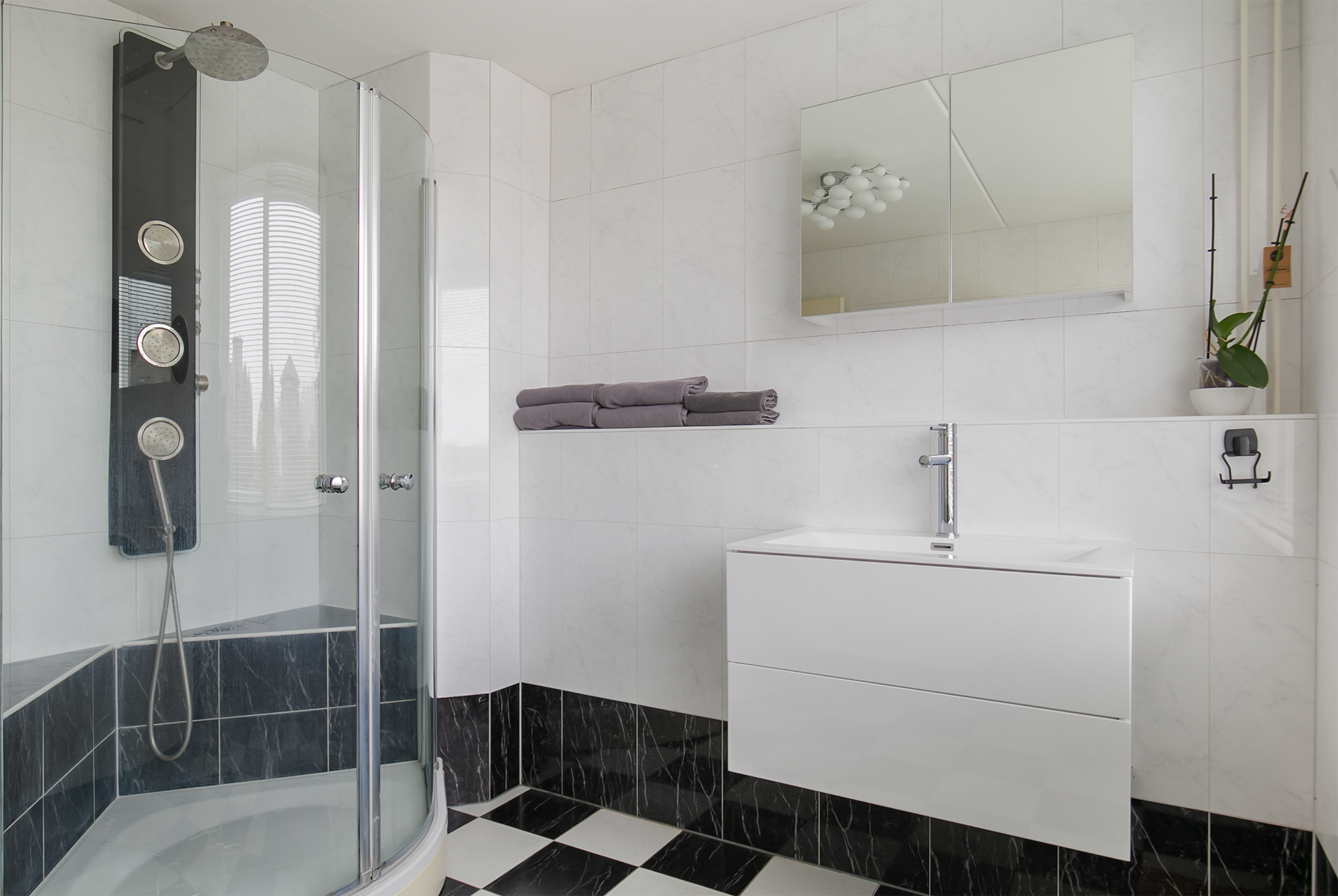 5 Rooms Rooms,1 BathroomBathrooms,Woonhuis,Te Koop,1031