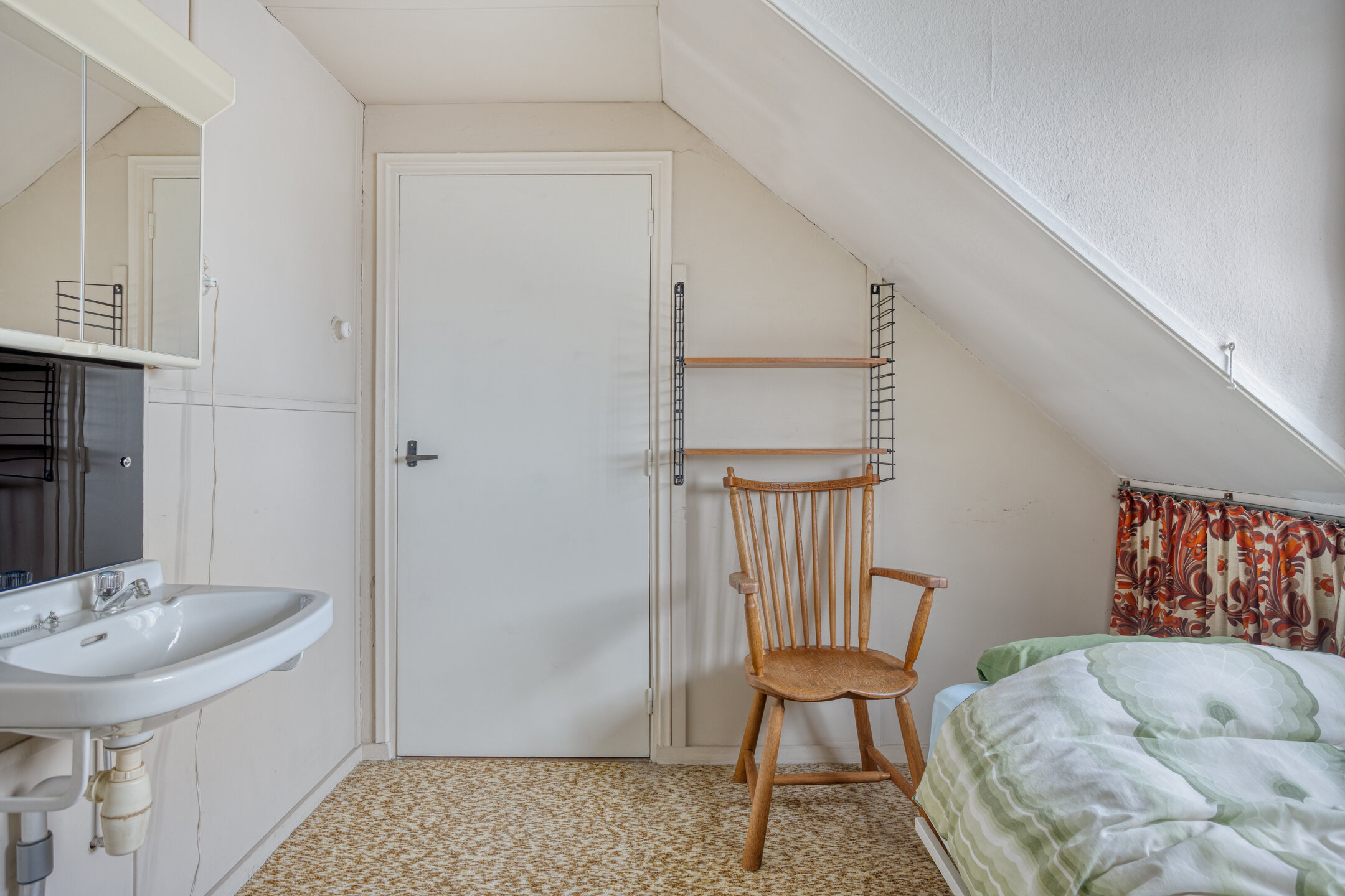 6 Rooms Rooms,1 BathroomBathrooms,Woonhuis,Te Koop,1555