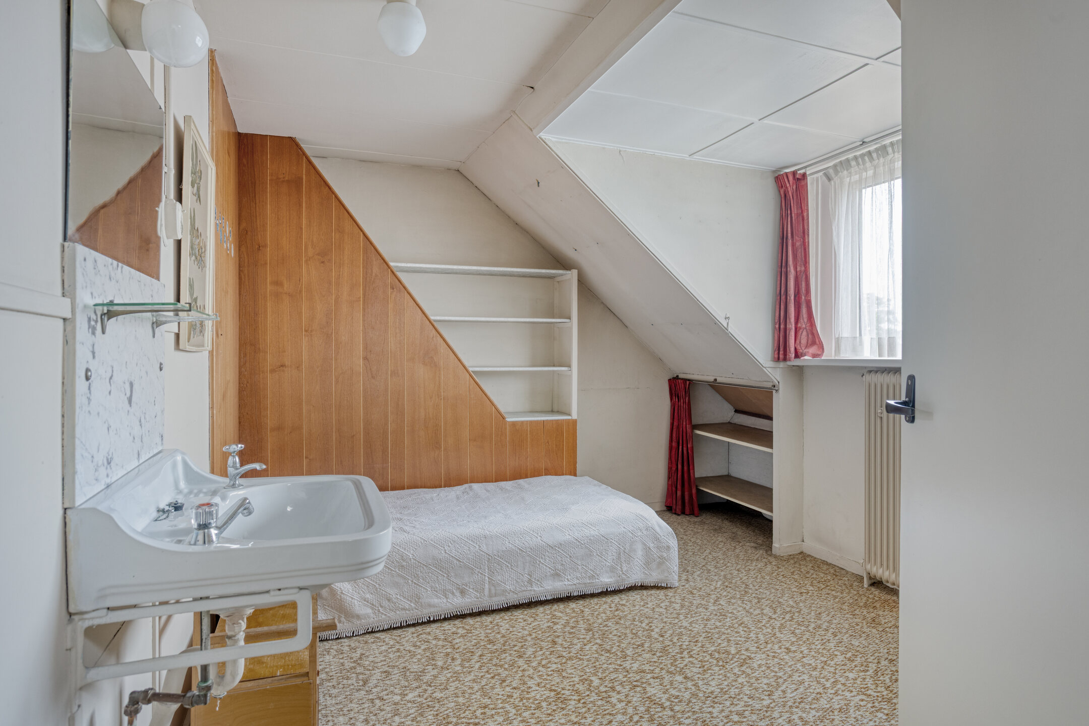 6 Rooms Rooms,1 BathroomBathrooms,Woonhuis,Te Koop,1555