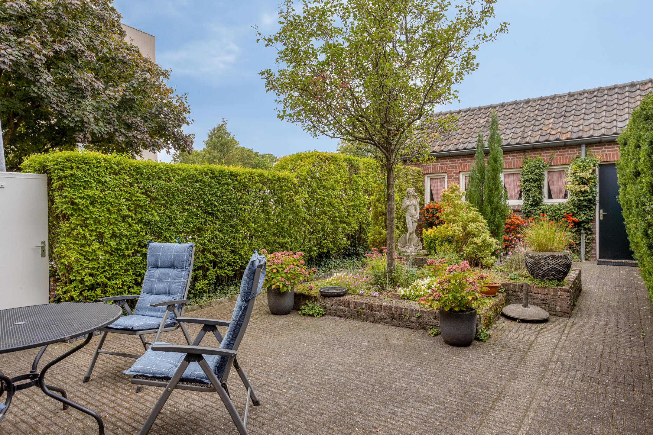 6 Rooms Rooms,1 BathroomBathrooms,Woonhuis,Te Koop,1555