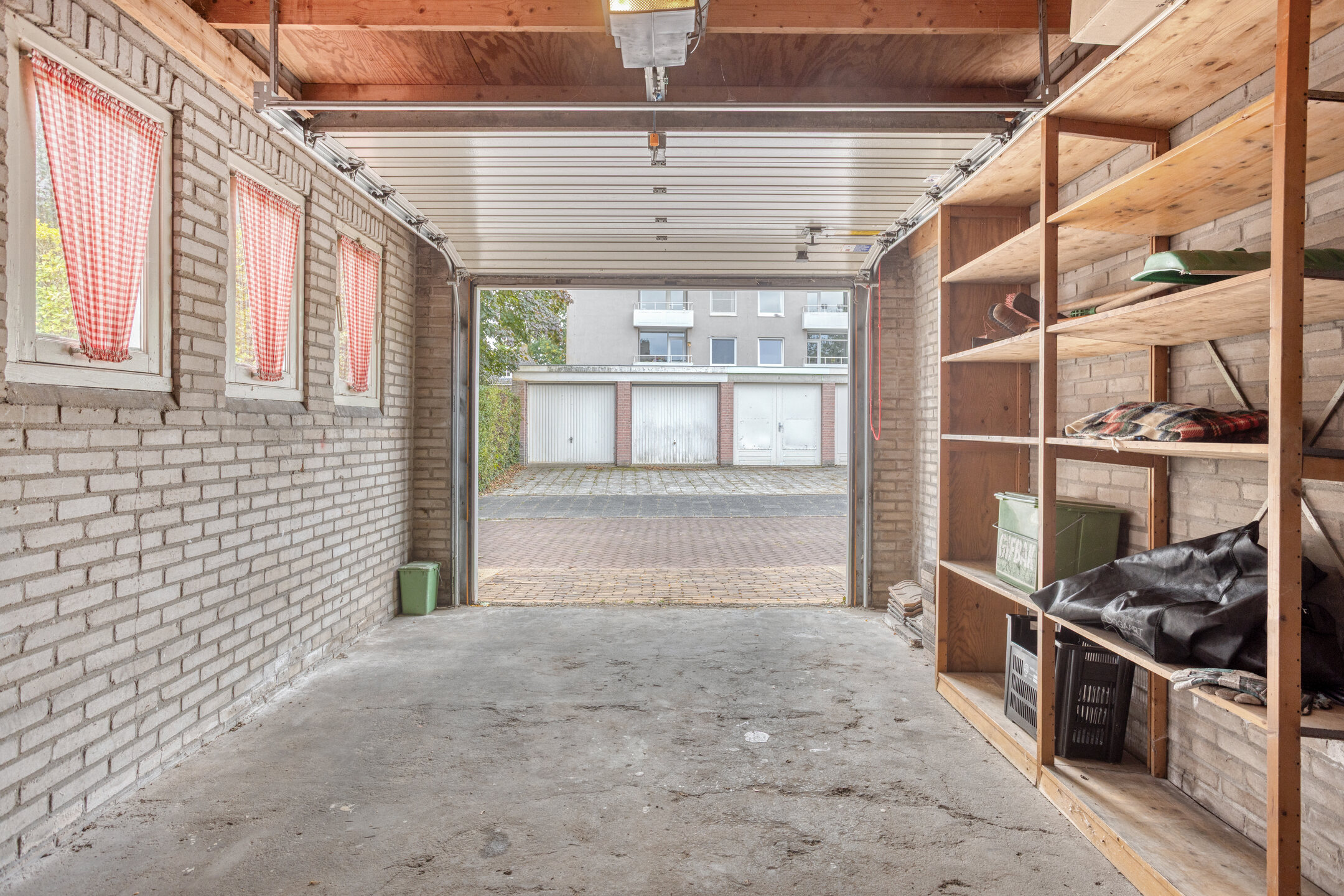 6 Rooms Rooms,1 BathroomBathrooms,Woonhuis,Te Koop,1555