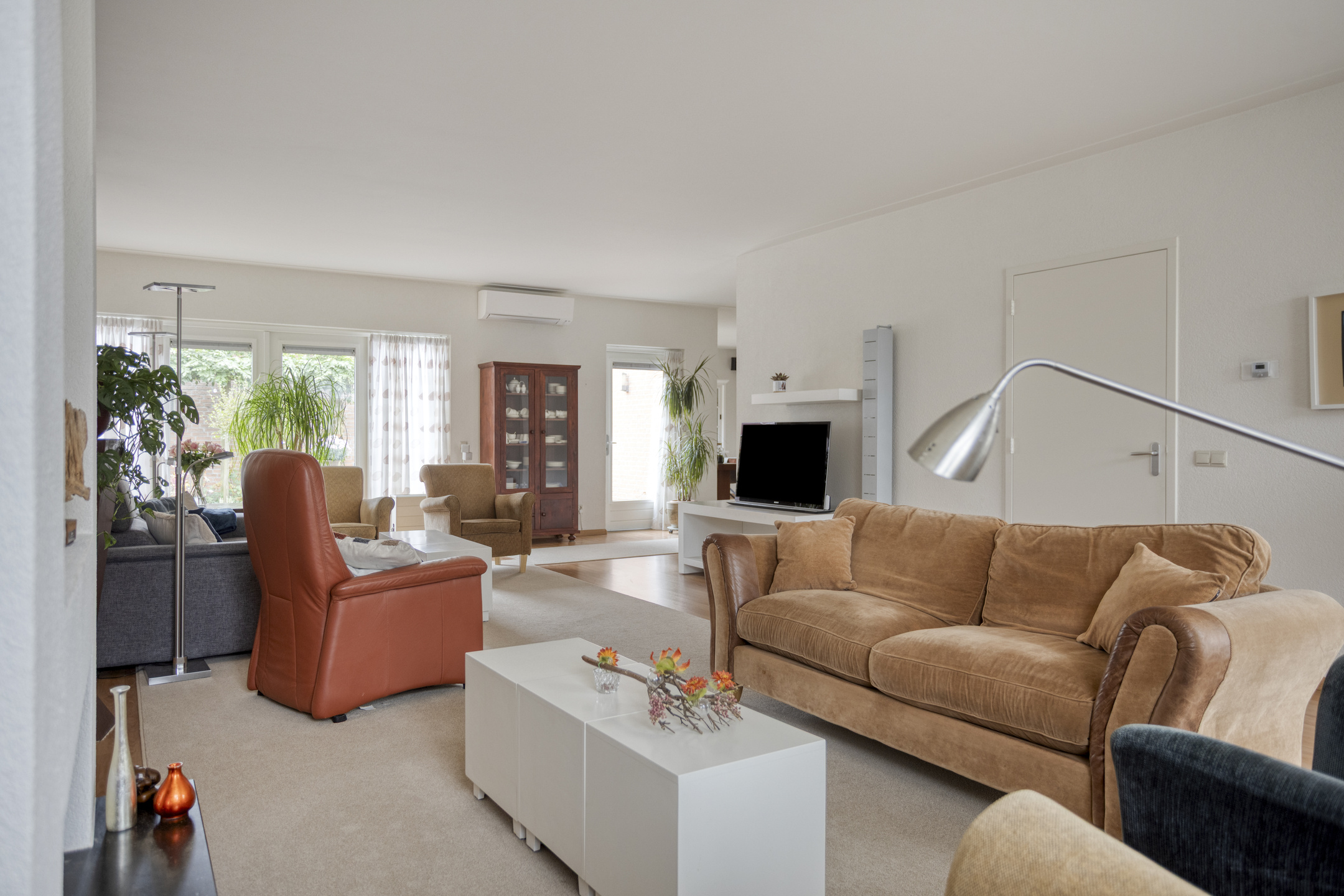 5 Rooms Rooms,2 BathroomsBathrooms,Woonhuis,Te Koop,1559