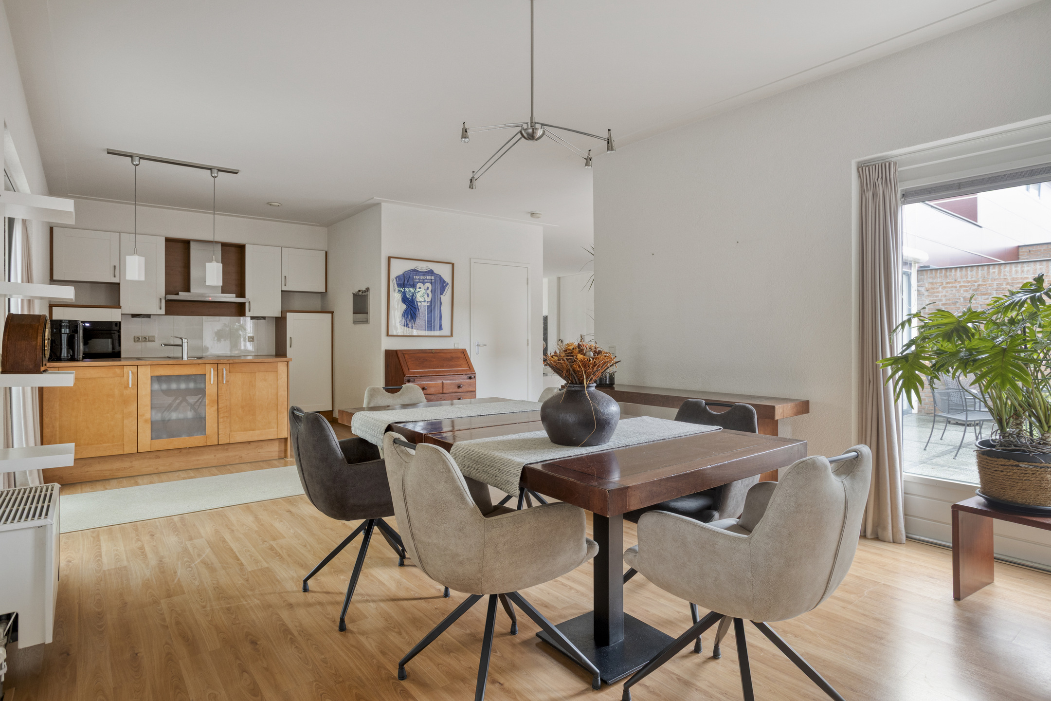 5 Rooms Rooms,2 BathroomsBathrooms,Woonhuis,Te Koop,1559