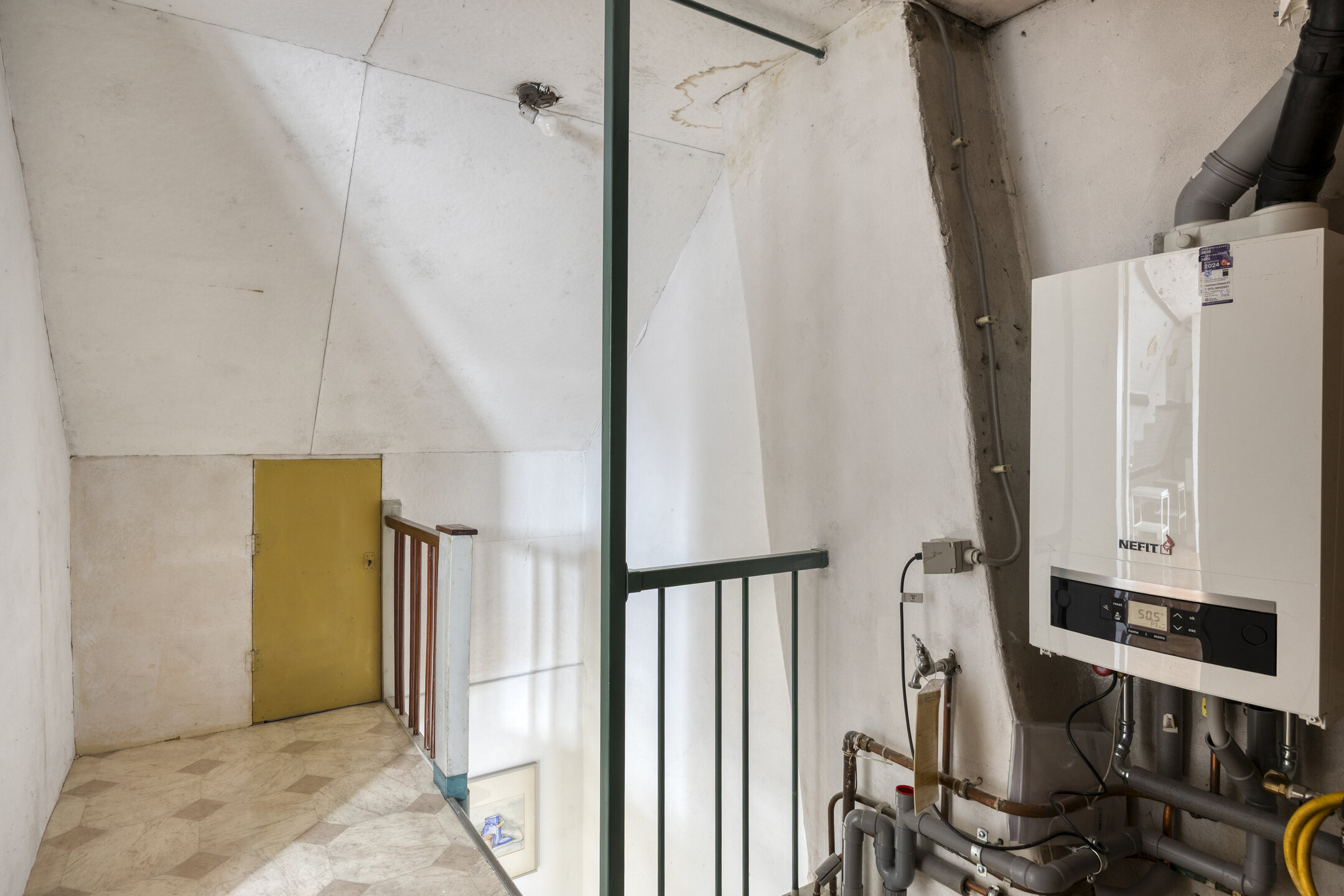 5 Rooms Rooms,1 BathroomBathrooms,Woonhuis,Te Koop,1563
