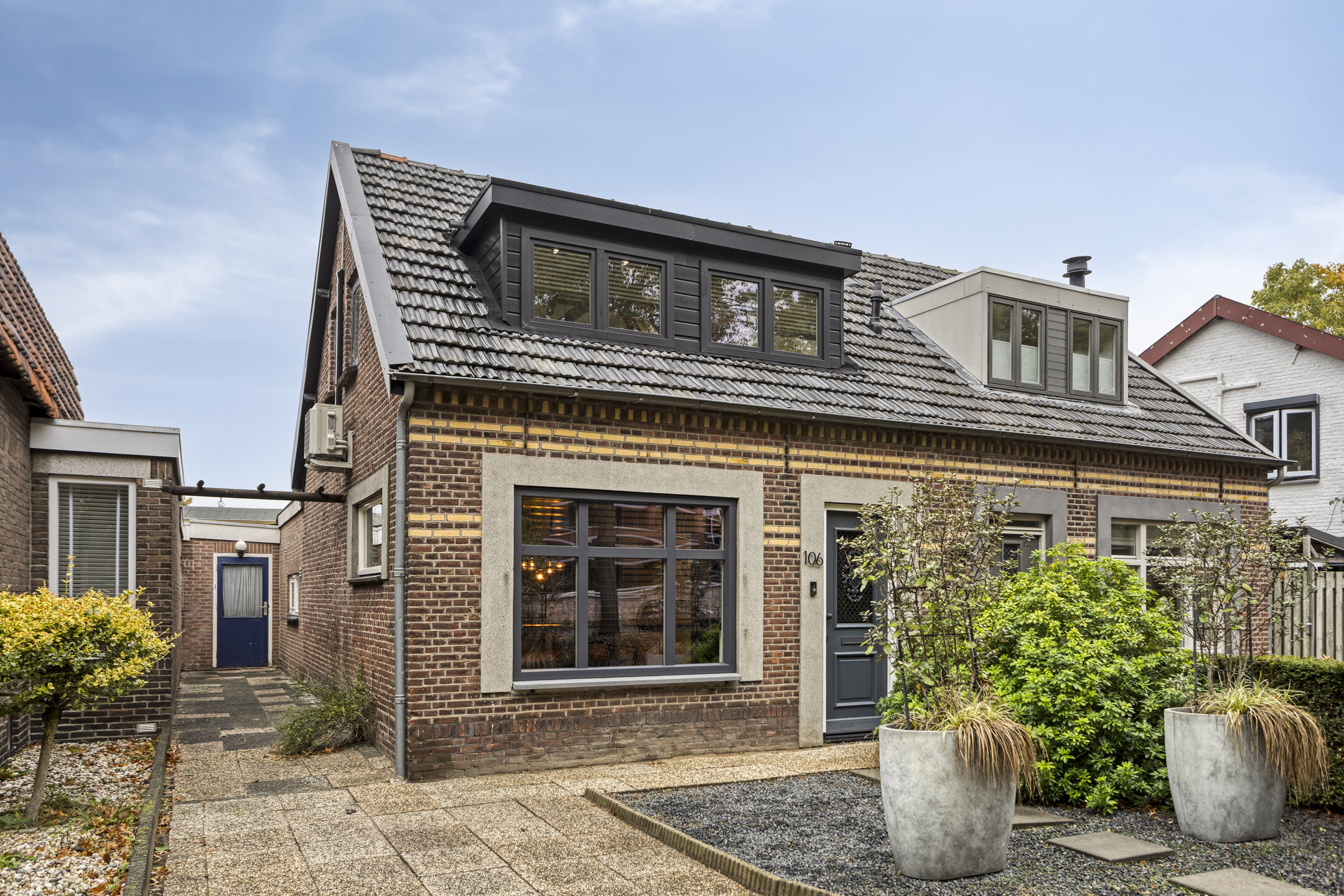 3 Rooms Rooms,1 BathroomBathrooms,Woonhuis,Te Koop,1572