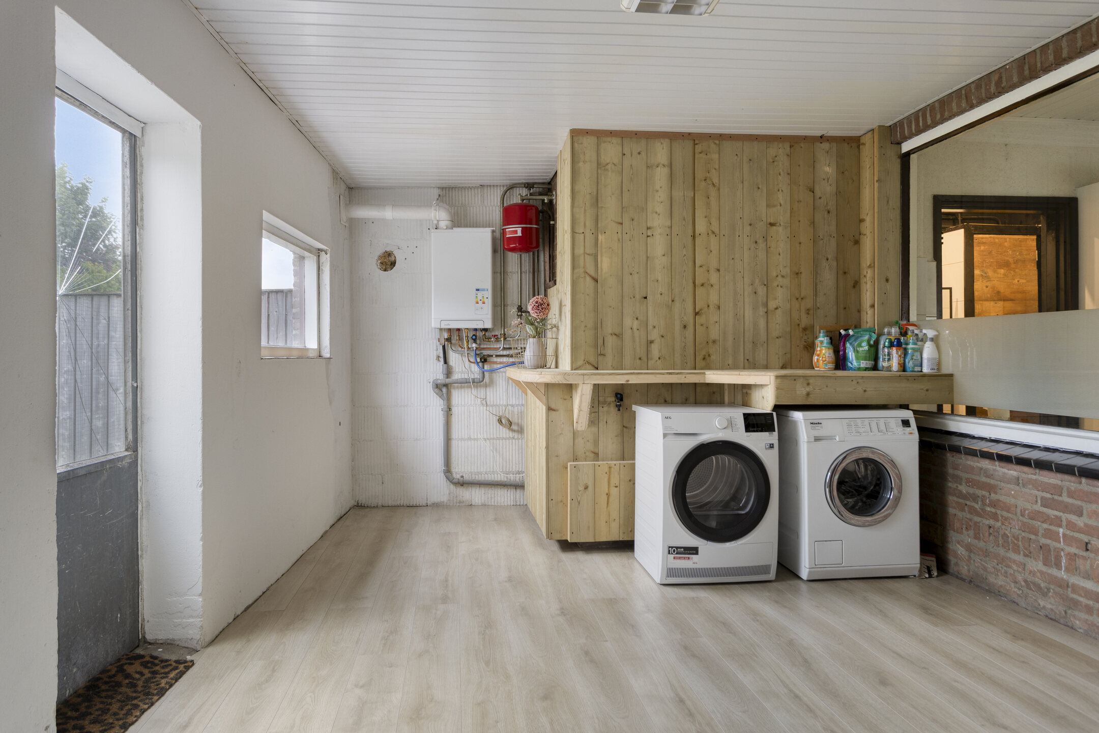 3 Rooms Rooms,1 BathroomBathrooms,Woonhuis,Te Koop,1572