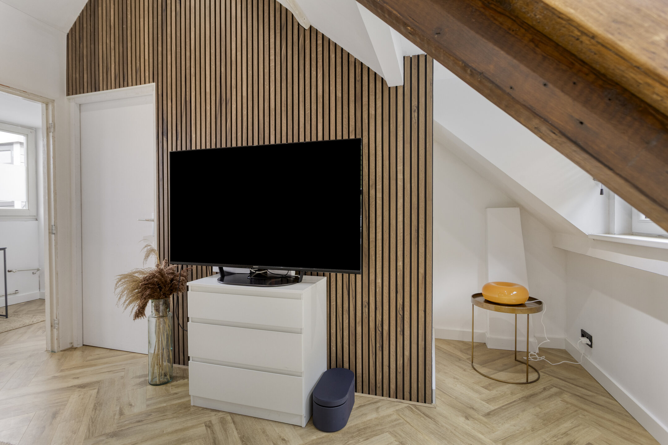 3 Rooms Rooms,1 BathroomBathrooms,Woonhuis,Te Koop,1572