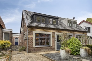 3 Rooms Rooms,1 BathroomBathrooms,Woonhuis,Te Koop,1572 3 Rooms Rooms,1 BathroomBathrooms,Woonhuis,Te Koop,1572