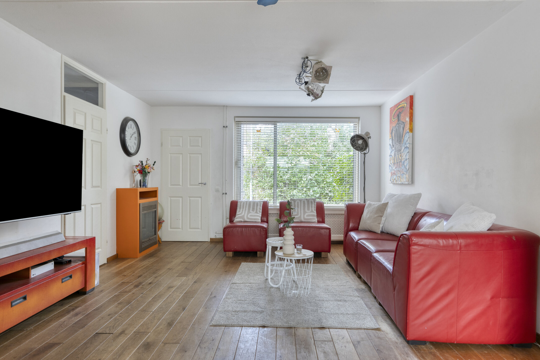 5 Rooms Rooms,1 BathroomBathrooms,Woonhuis,Te Koop,1573