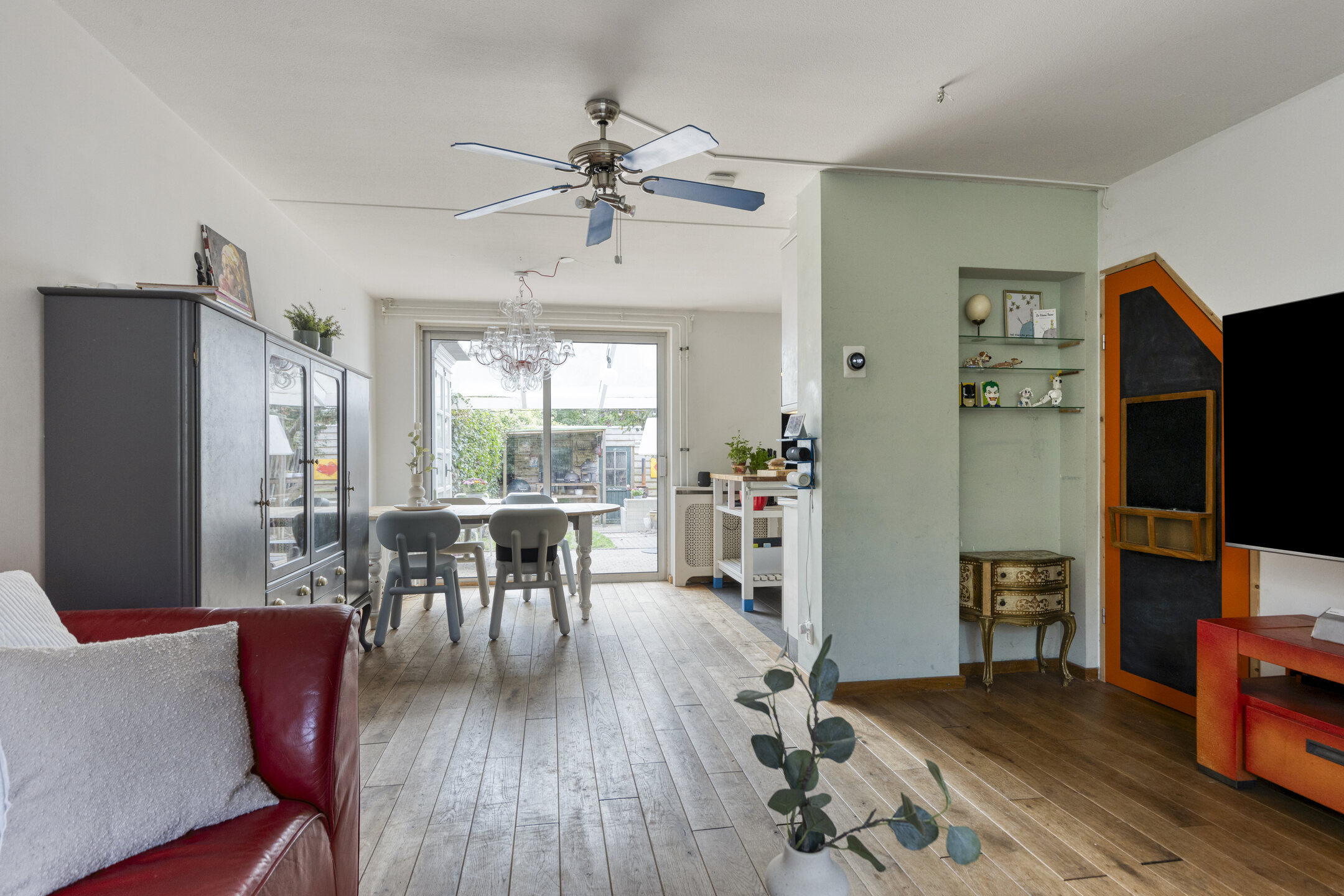 5 Rooms Rooms,1 BathroomBathrooms,Woonhuis,Te Koop,1573