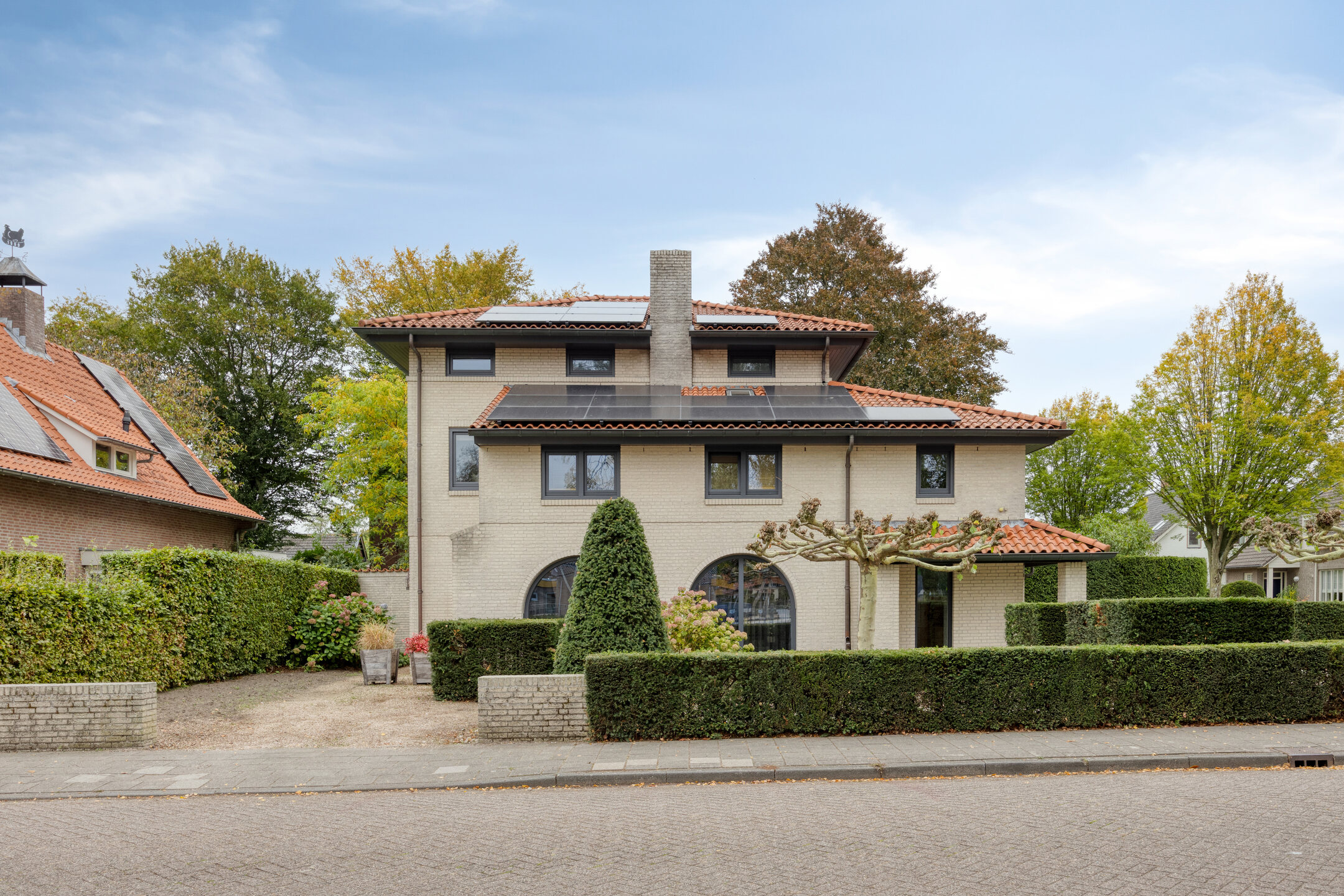 8 Rooms Rooms,2 BathroomsBathrooms,Woonhuis,Te Koop,1576 8 Rooms Rooms,2 BathroomsBathrooms,Woonhuis,Te Koop,1576