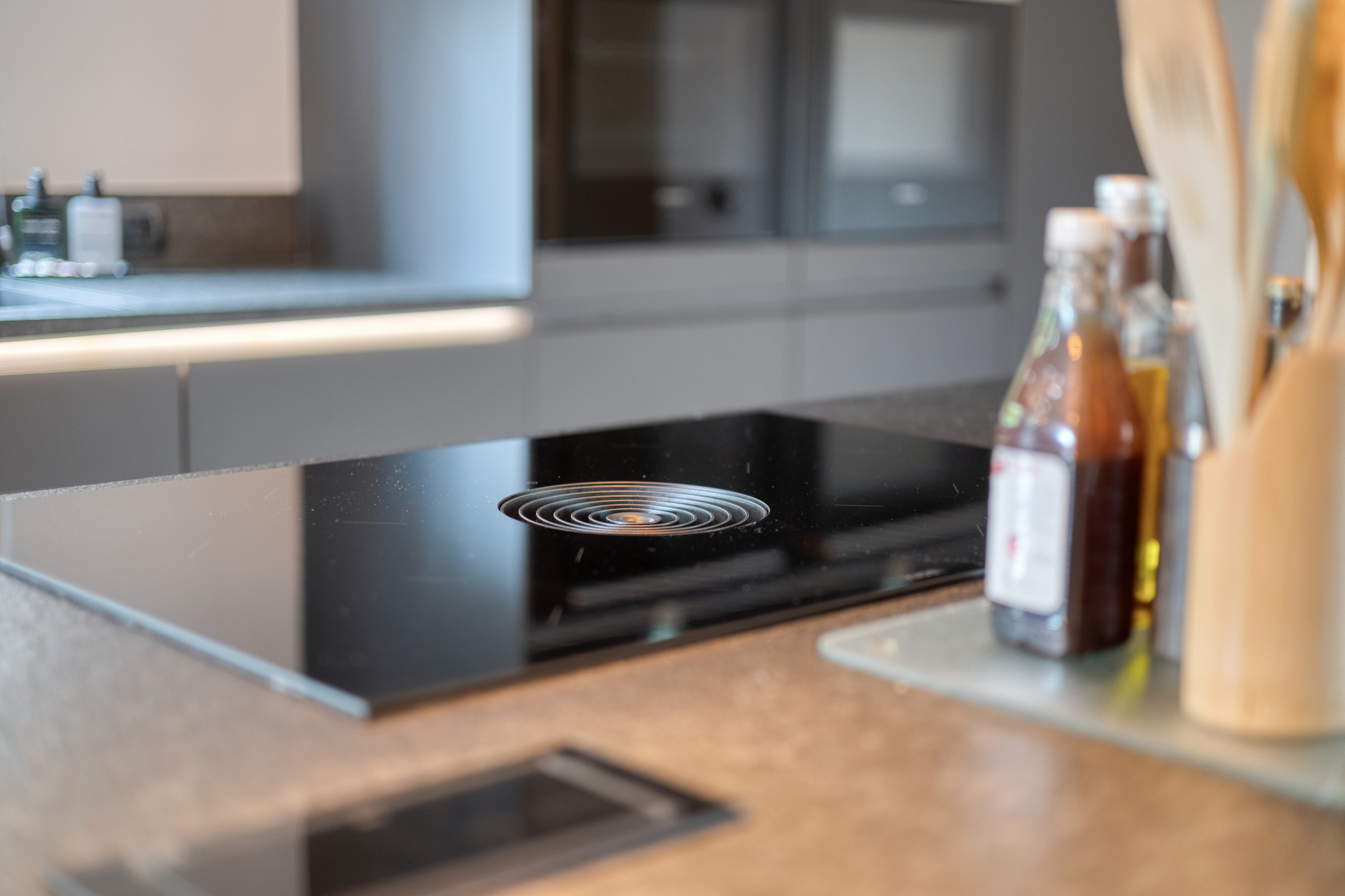 8 Rooms Rooms,2 BathroomsBathrooms,Woonhuis,Te Koop,1576 8 Rooms Rooms,2 BathroomsBathrooms,Woonhuis,Te Koop,1576